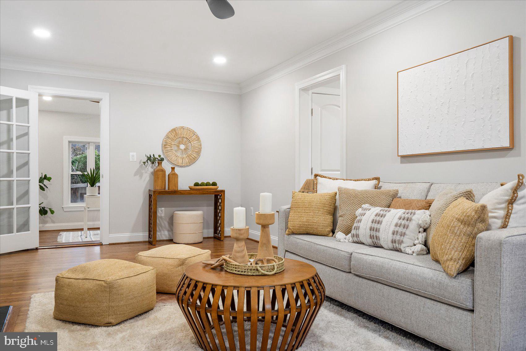 CHEVY CHASE - Residential