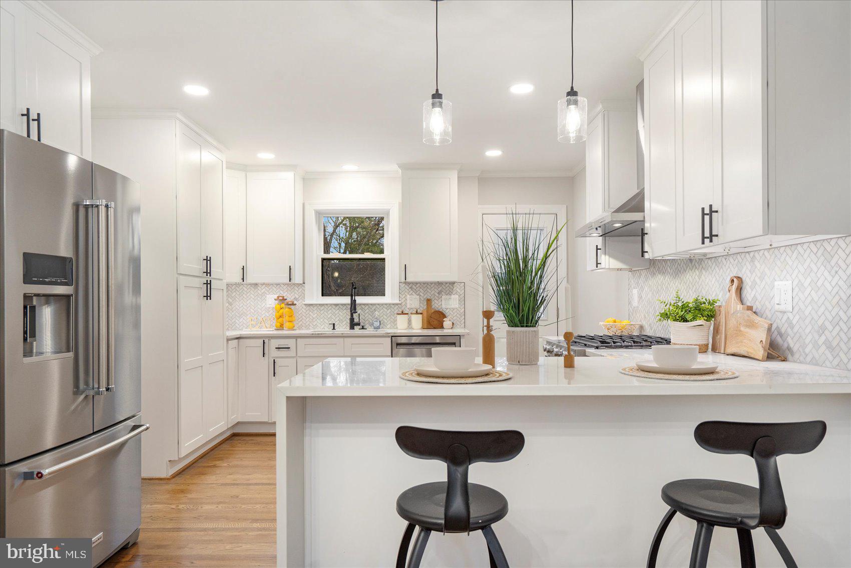 CHEVY CHASE - Residential