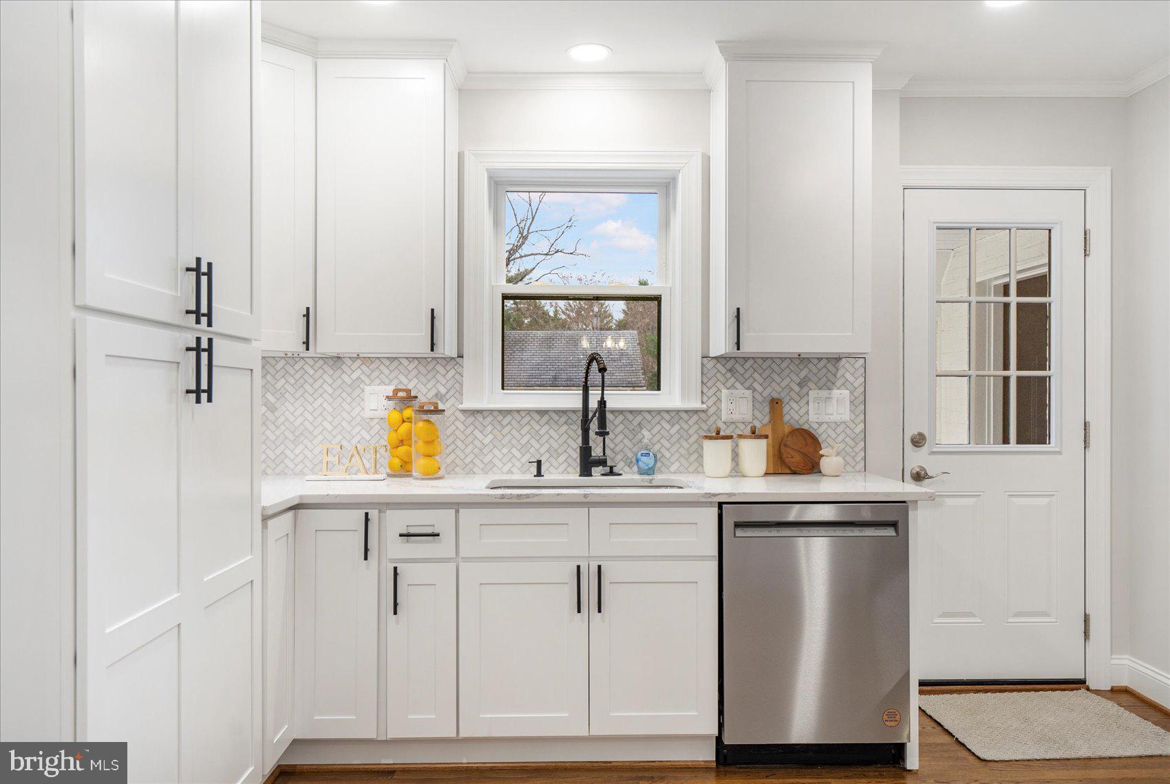 CHEVY CHASE - Residential