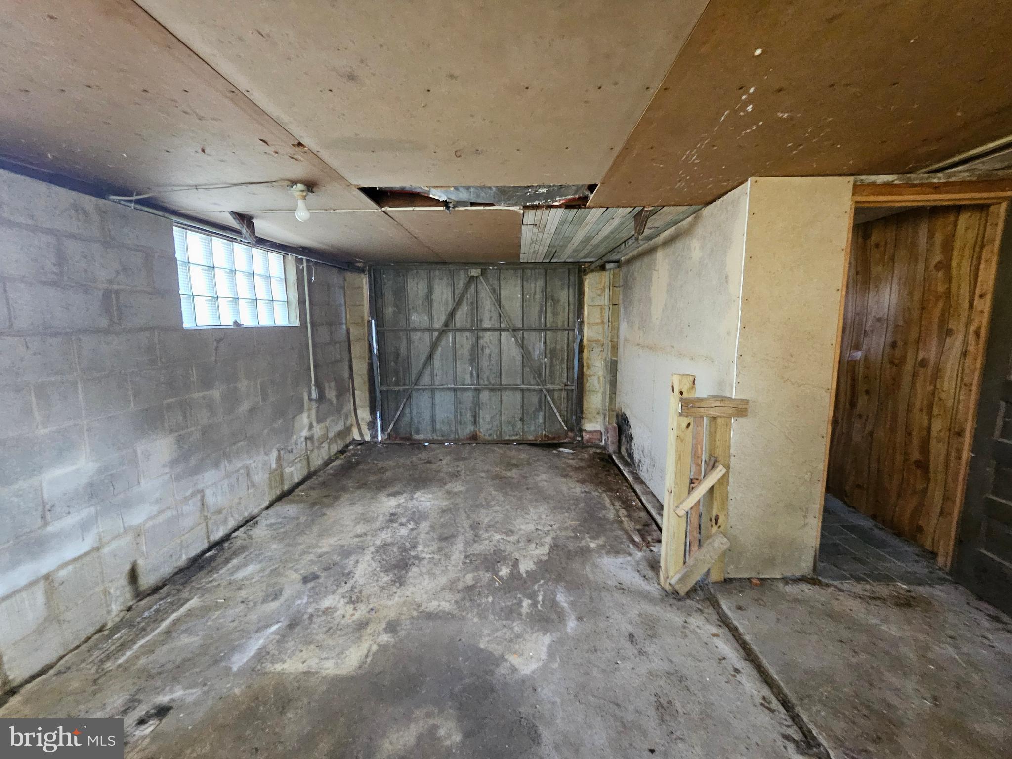 SYLVAN SHORES - Residential