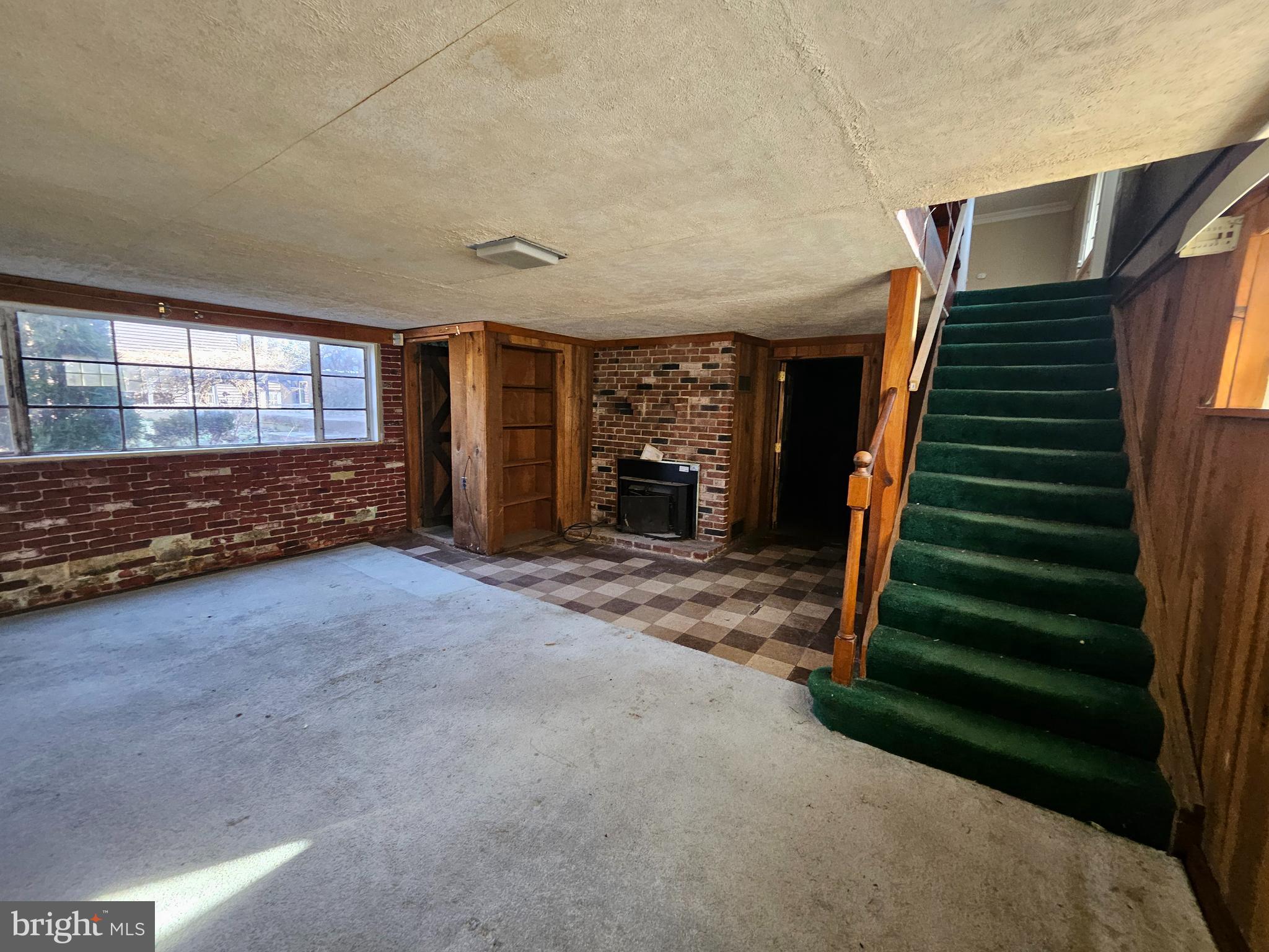 SYLVAN SHORES - Residential