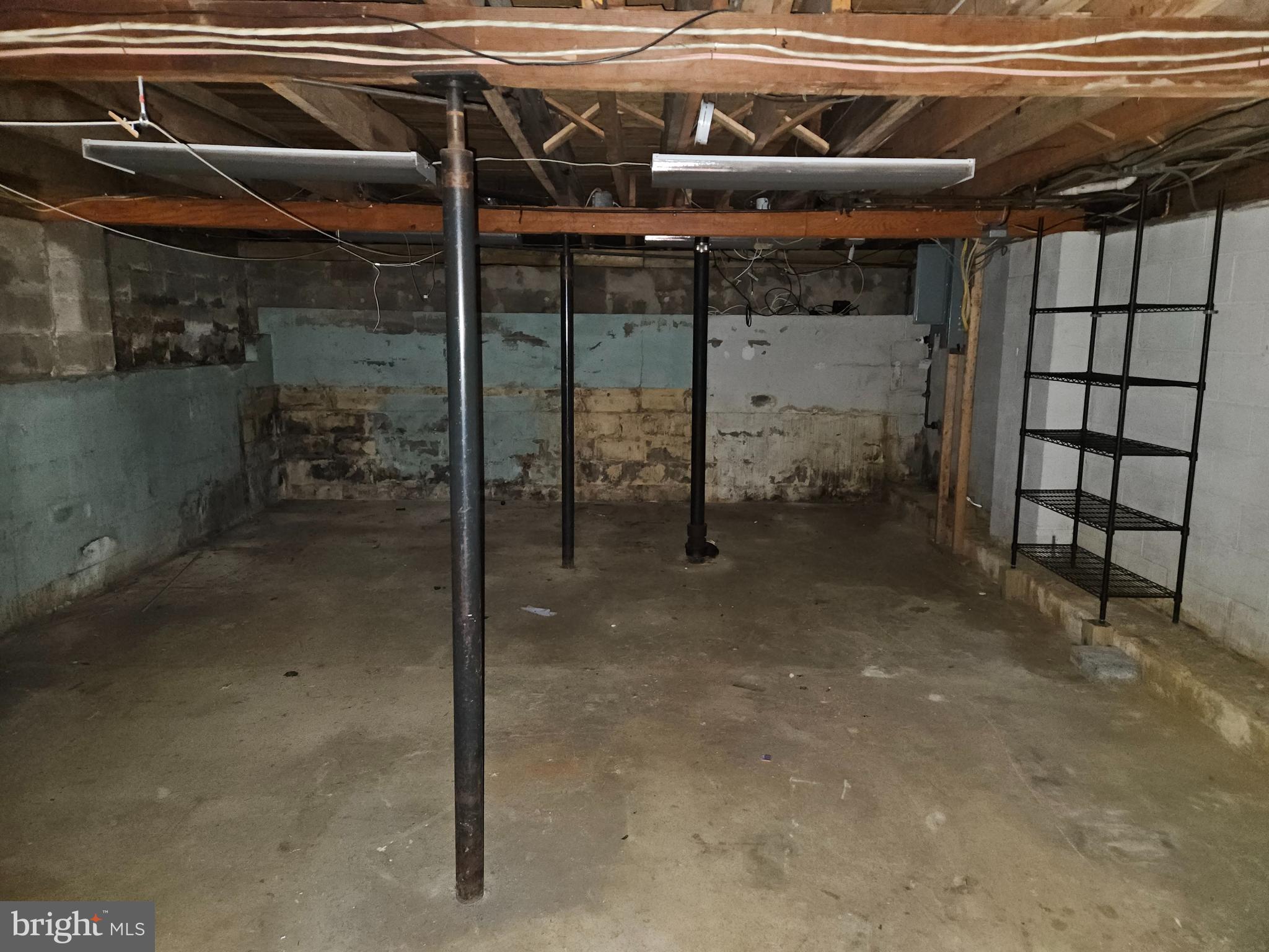 SYLVAN SHORES - Residential