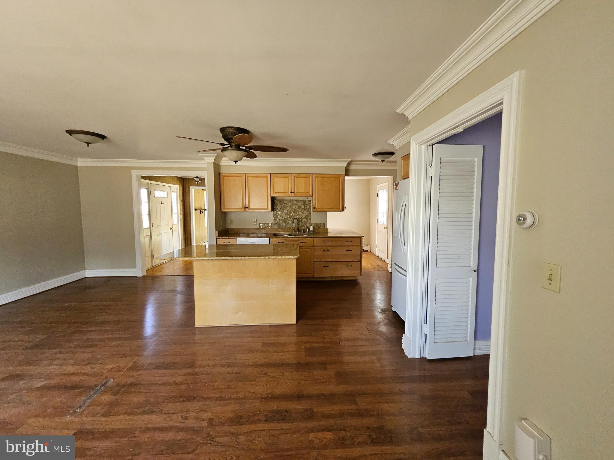 SYLVAN SHORES - Residential