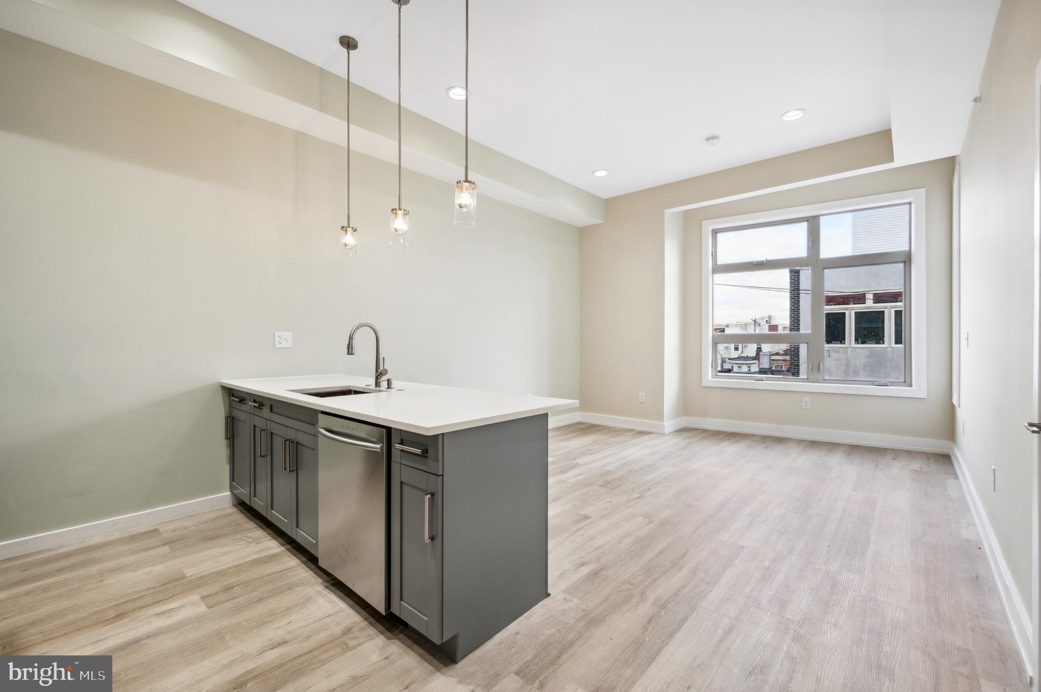 EAST KENSINGTON - Residential Lease