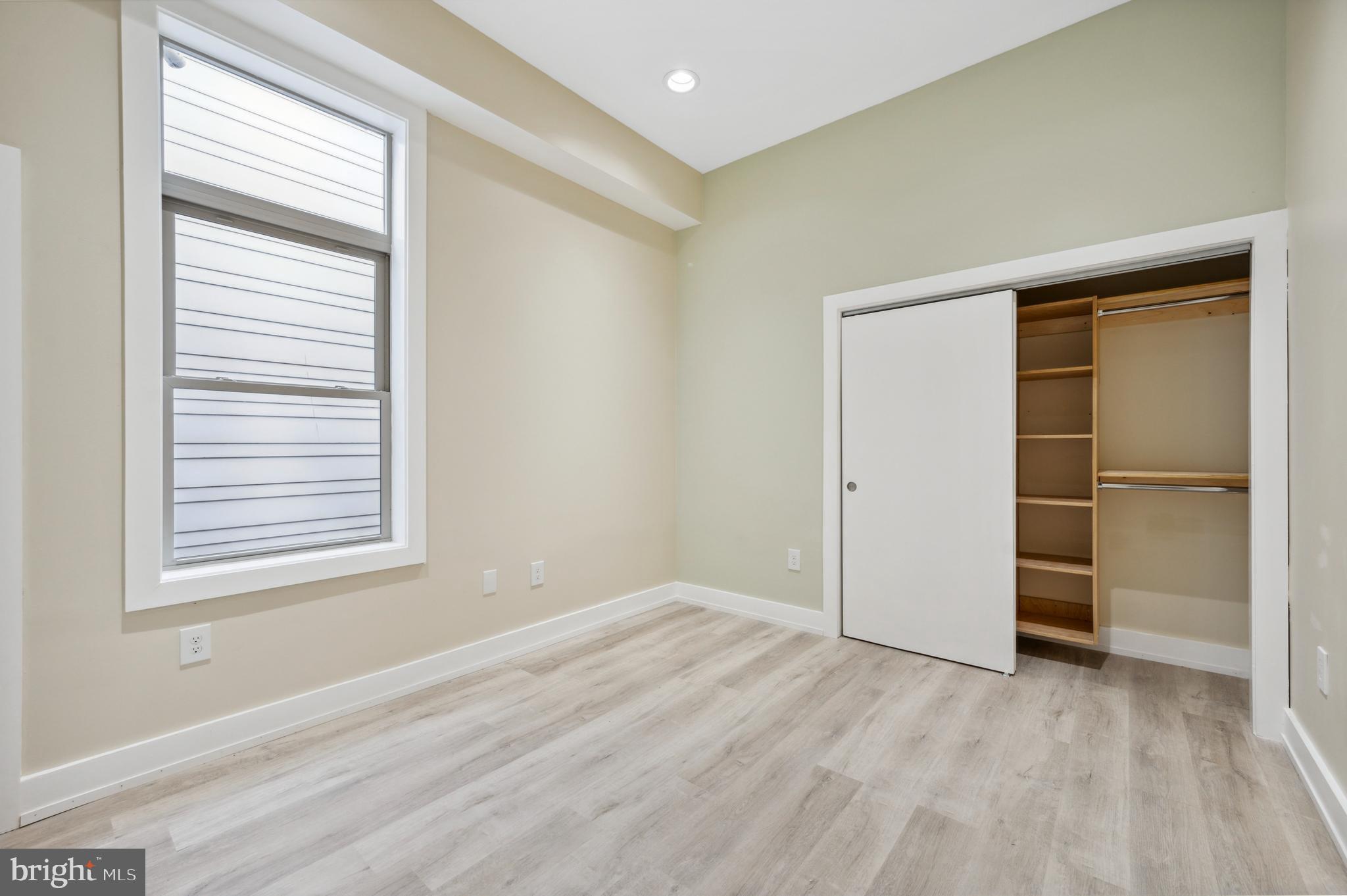 EAST KENSINGTON - Residential Lease