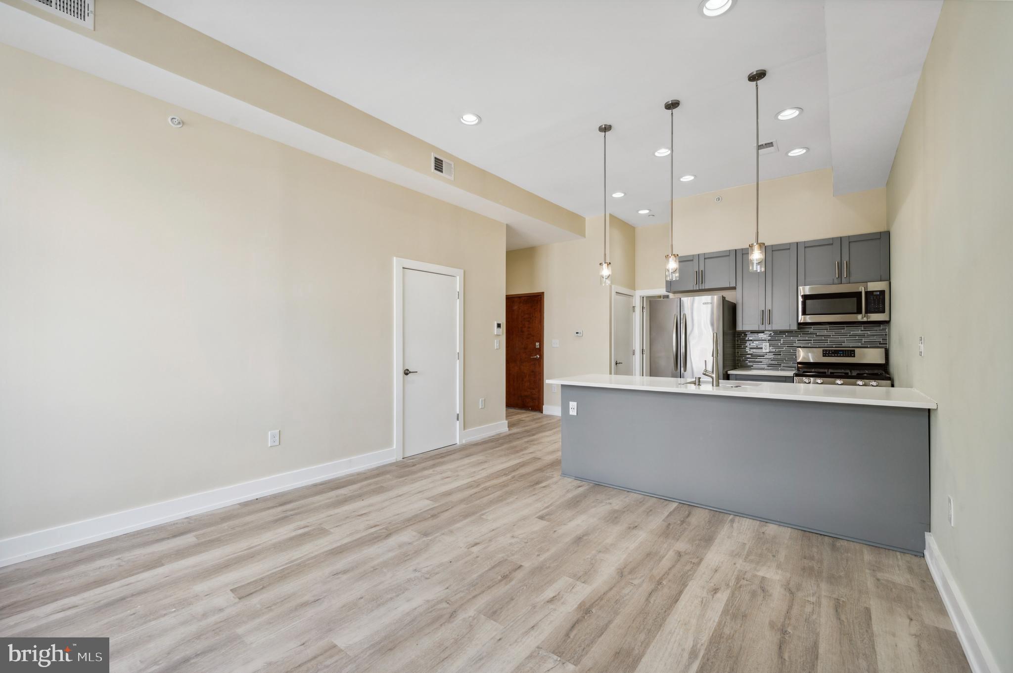 EAST KENSINGTON - Residential Lease