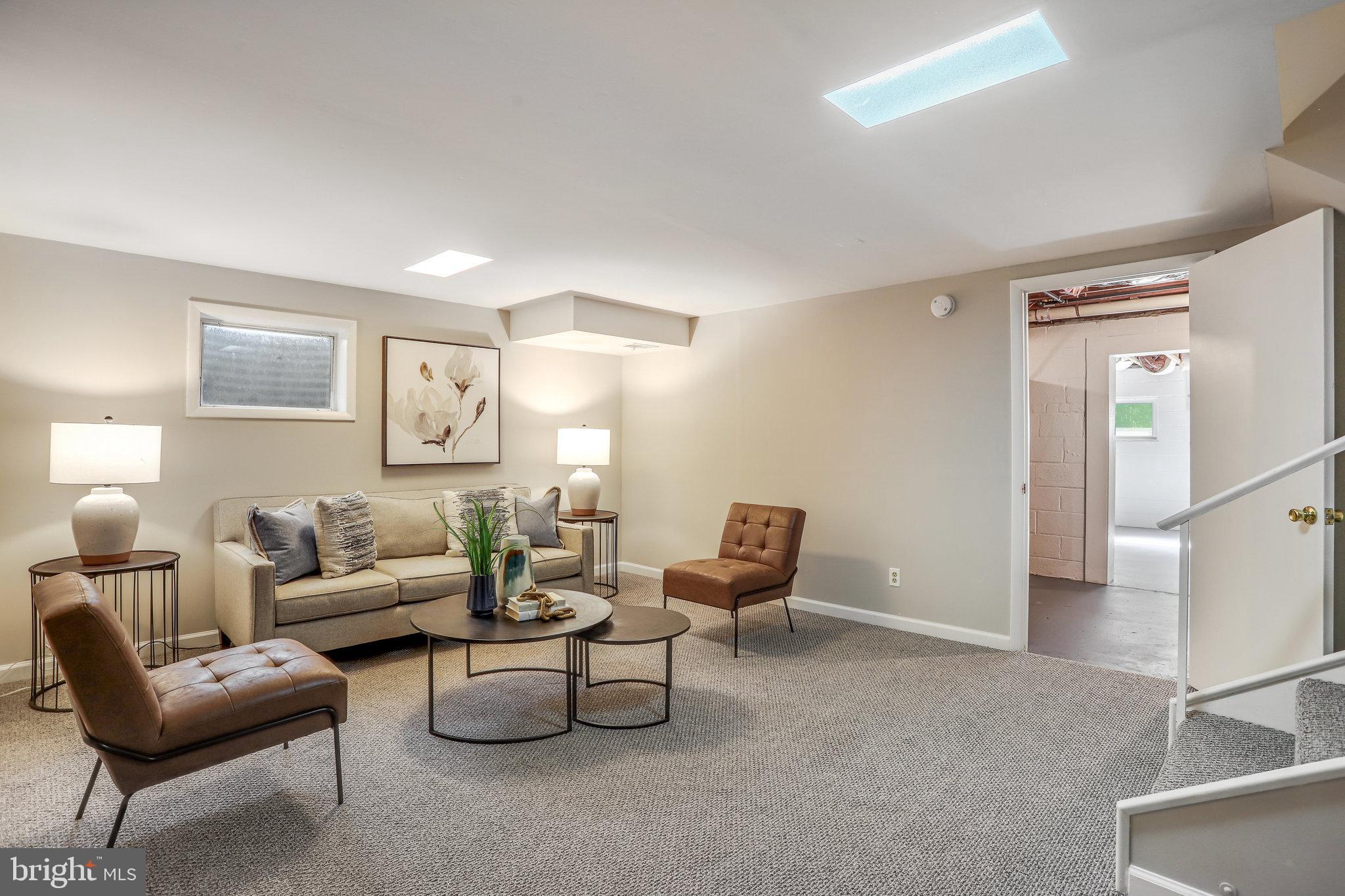 ROCK CREEK PALISADES - Residential