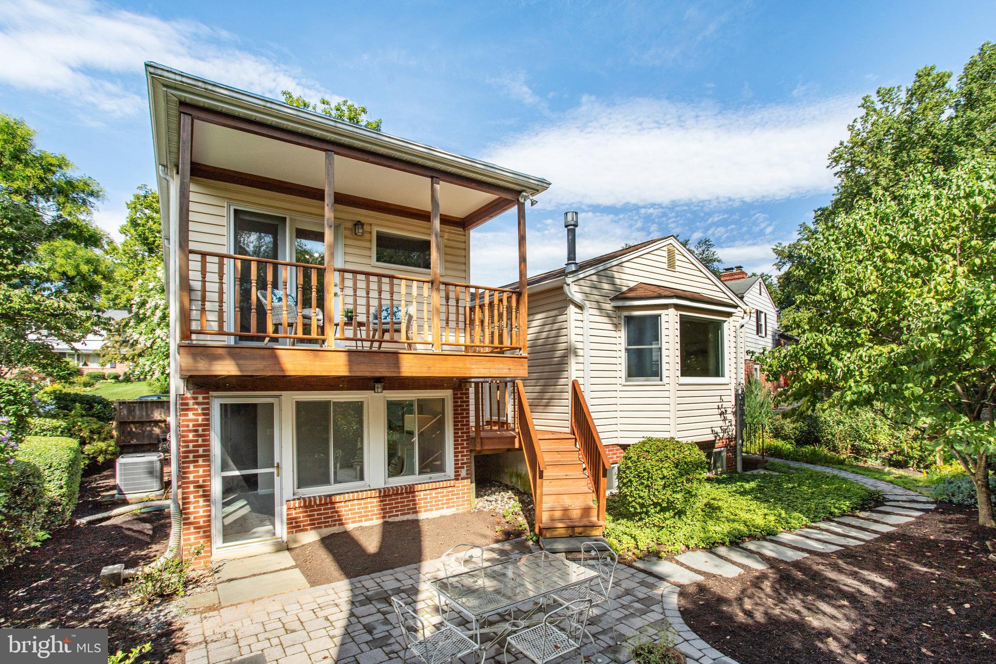 ROCK CREEK PALISADES - Residential