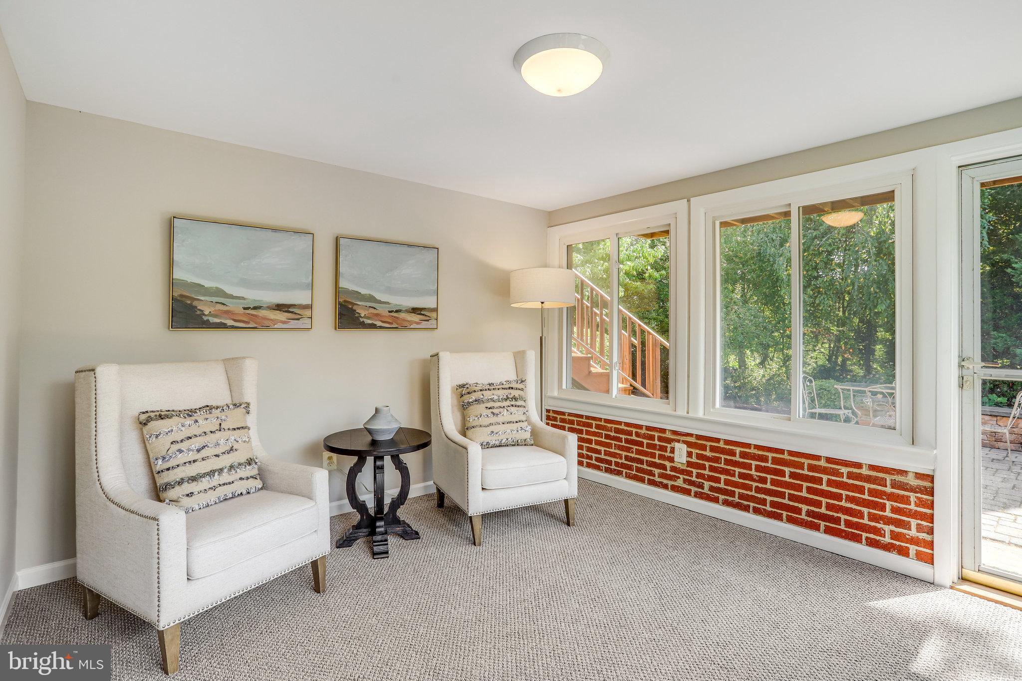 ROCK CREEK PALISADES - Residential