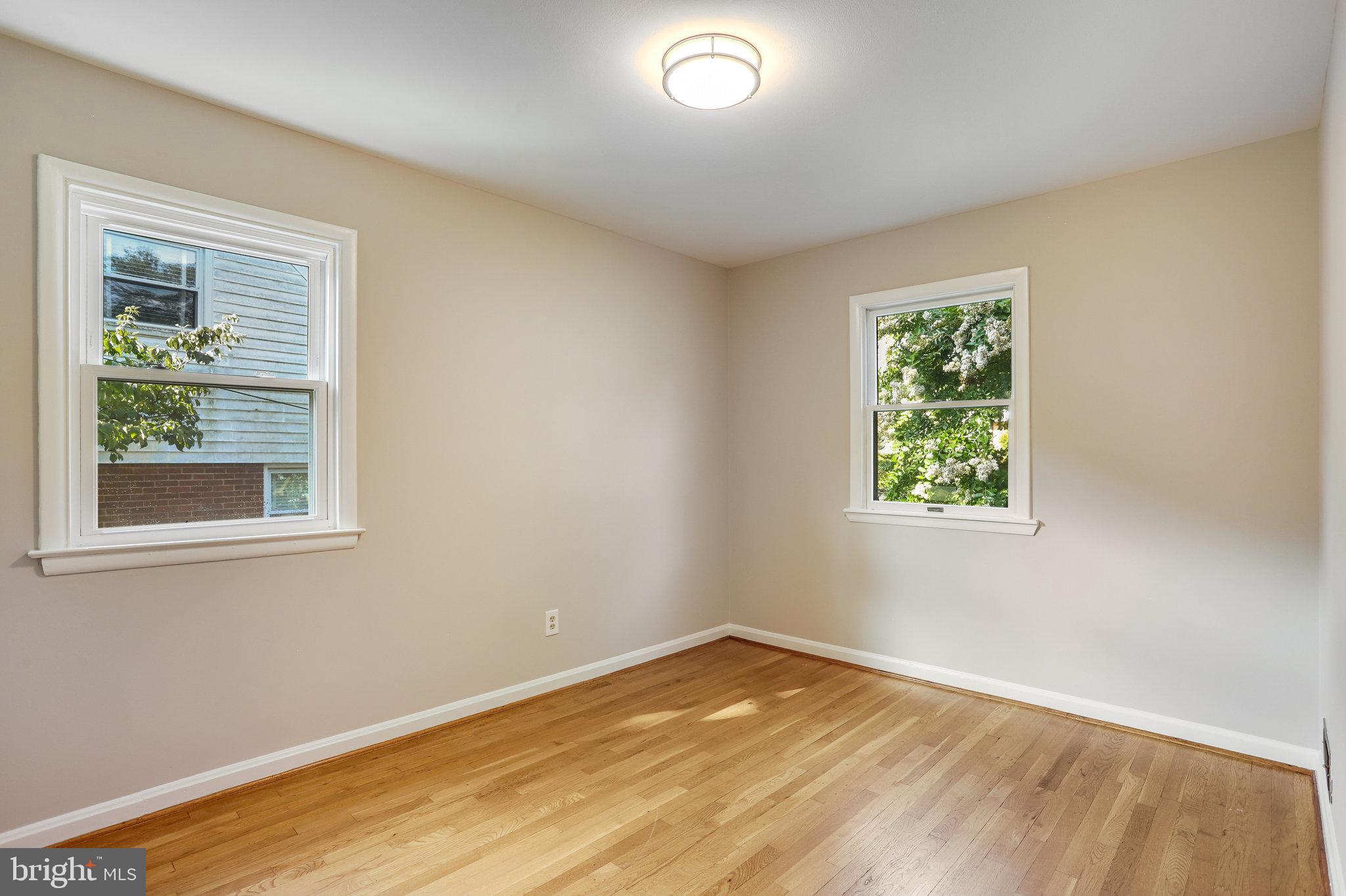 ROCK CREEK PALISADES - Residential