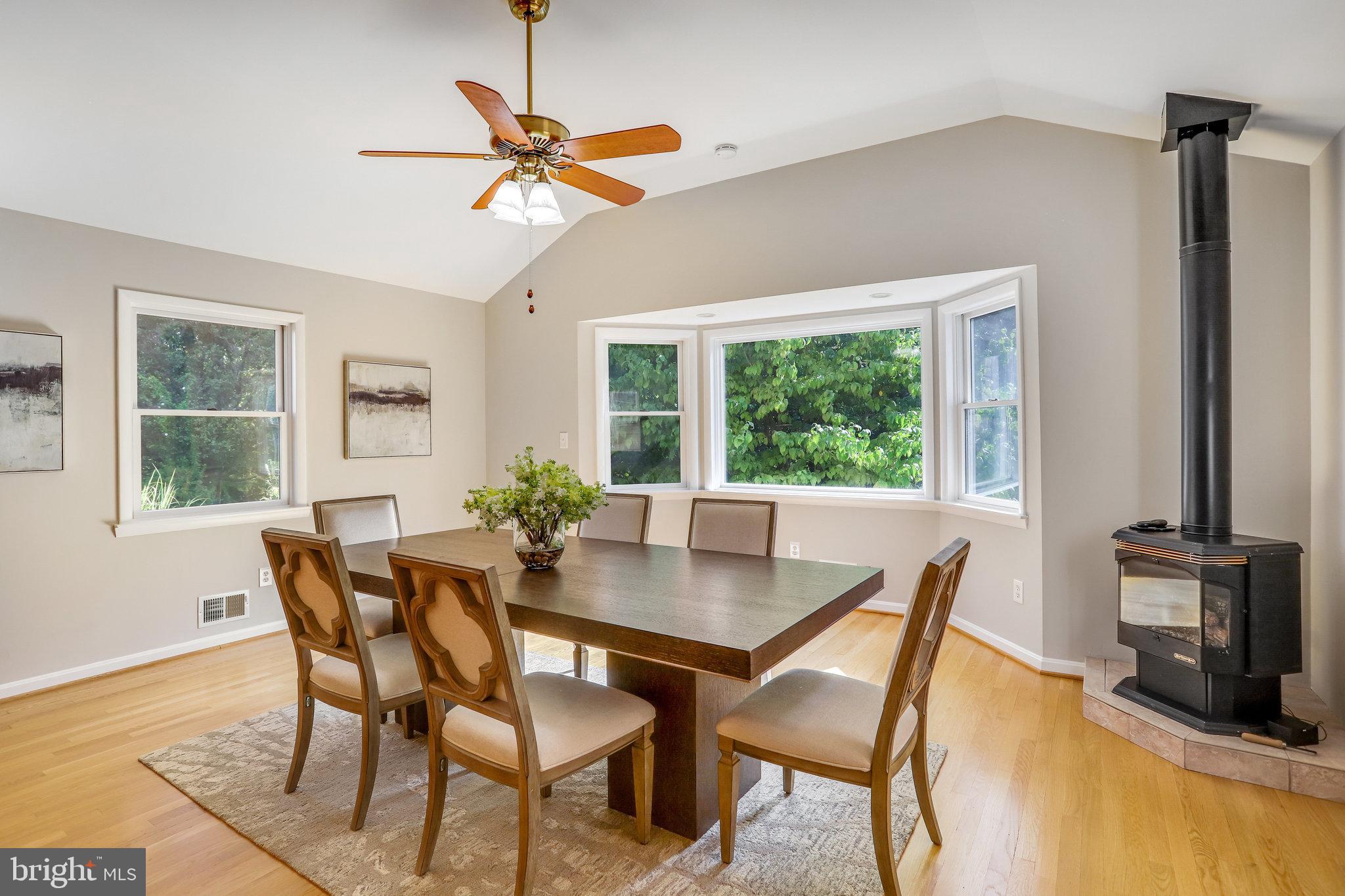 ROCK CREEK PALISADES - Residential