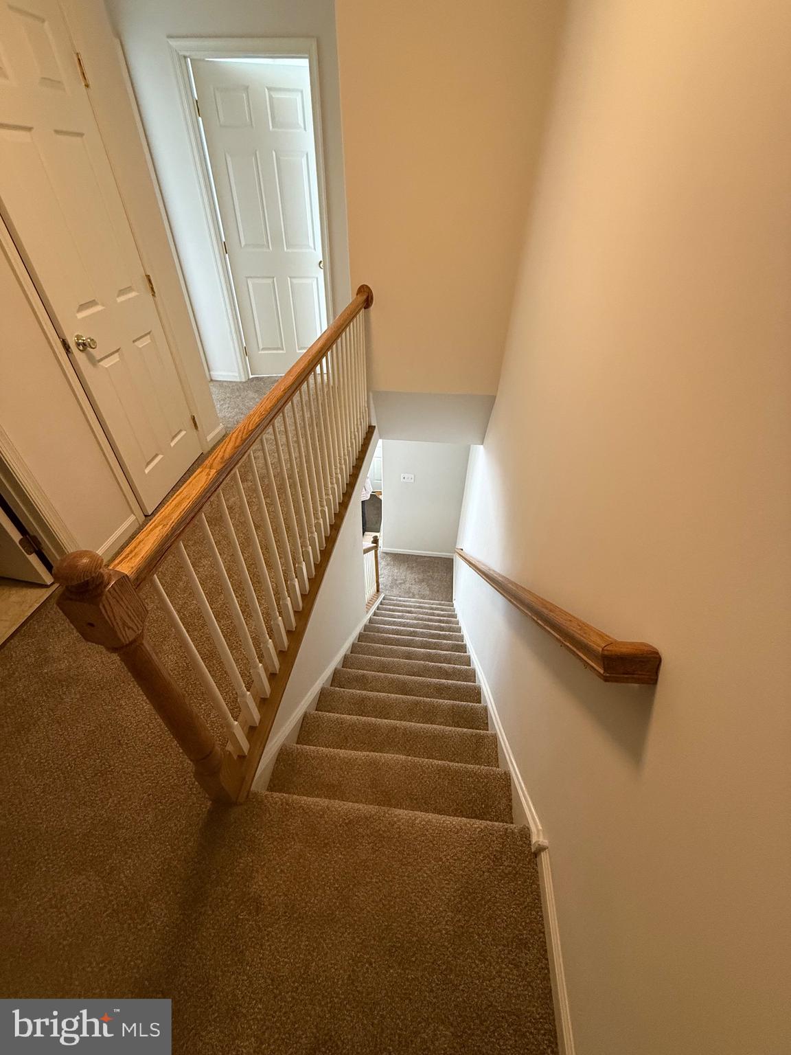 WALNUT HILL - Residential