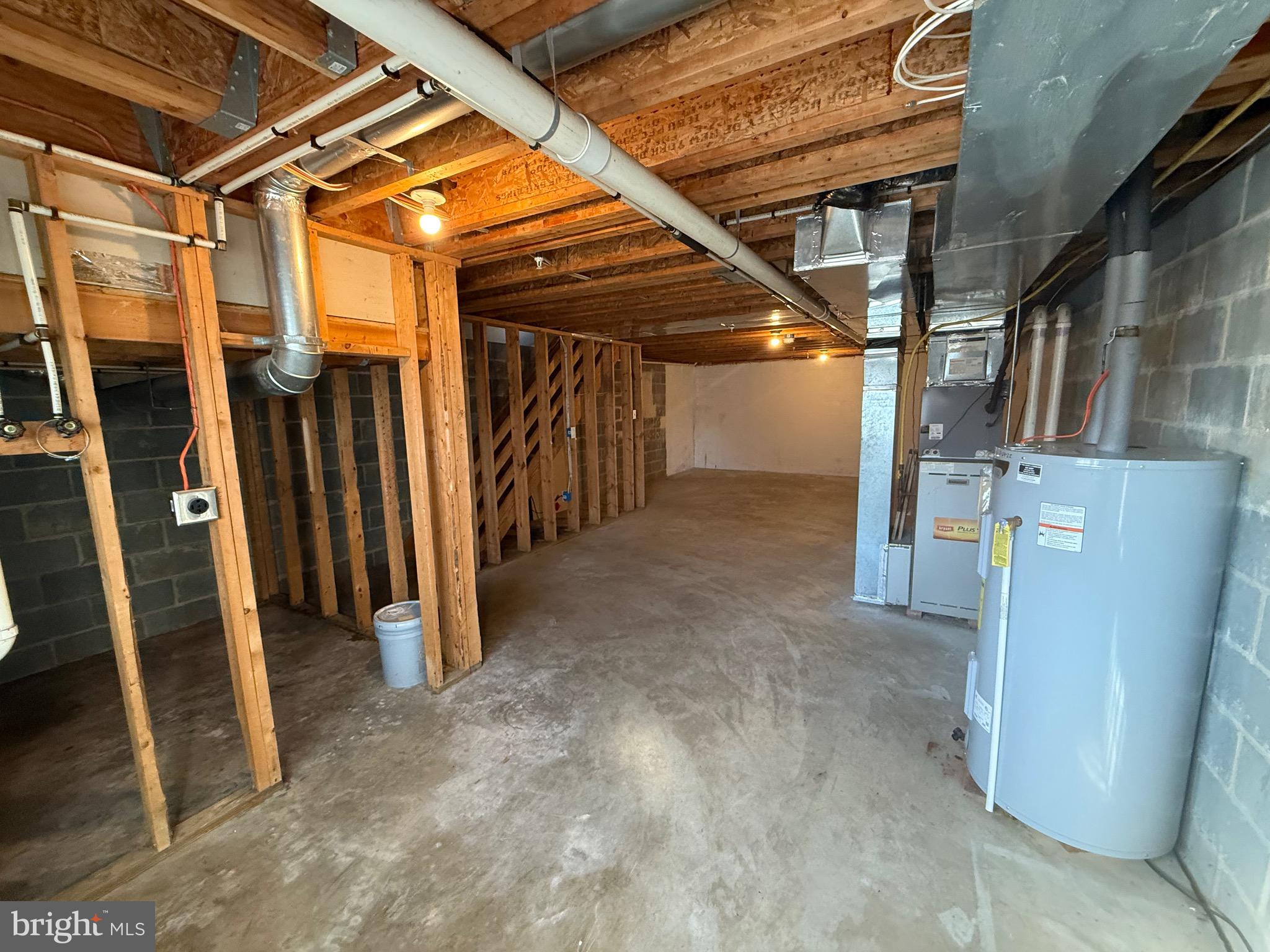 WALNUT HILL - Residential