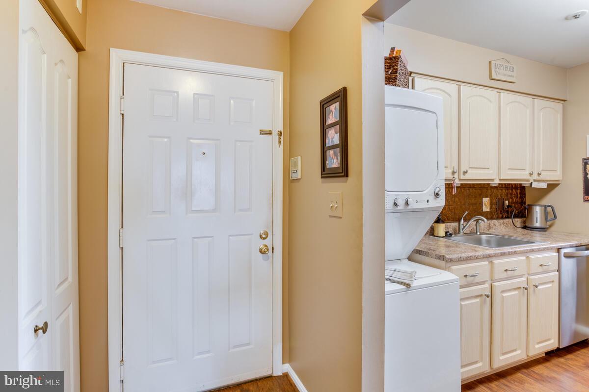 MONTGOMERY RUN - Residential