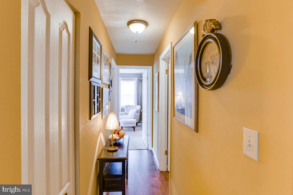 MONTGOMERY RUN - Residential