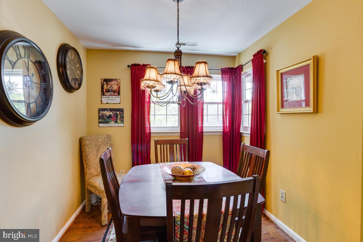 MONTGOMERY RUN - Residential