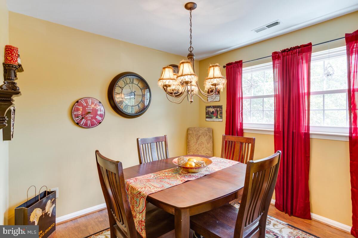 MONTGOMERY RUN - Residential