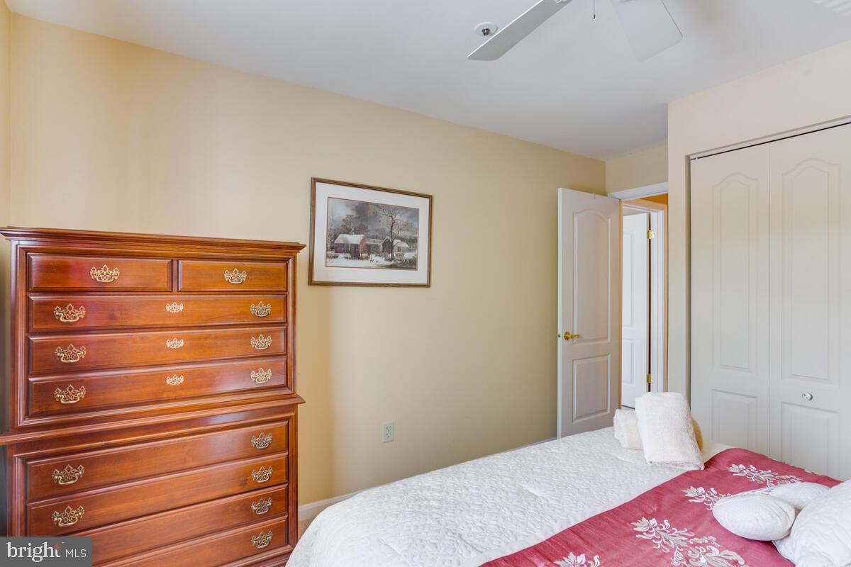 MONTGOMERY RUN - Residential