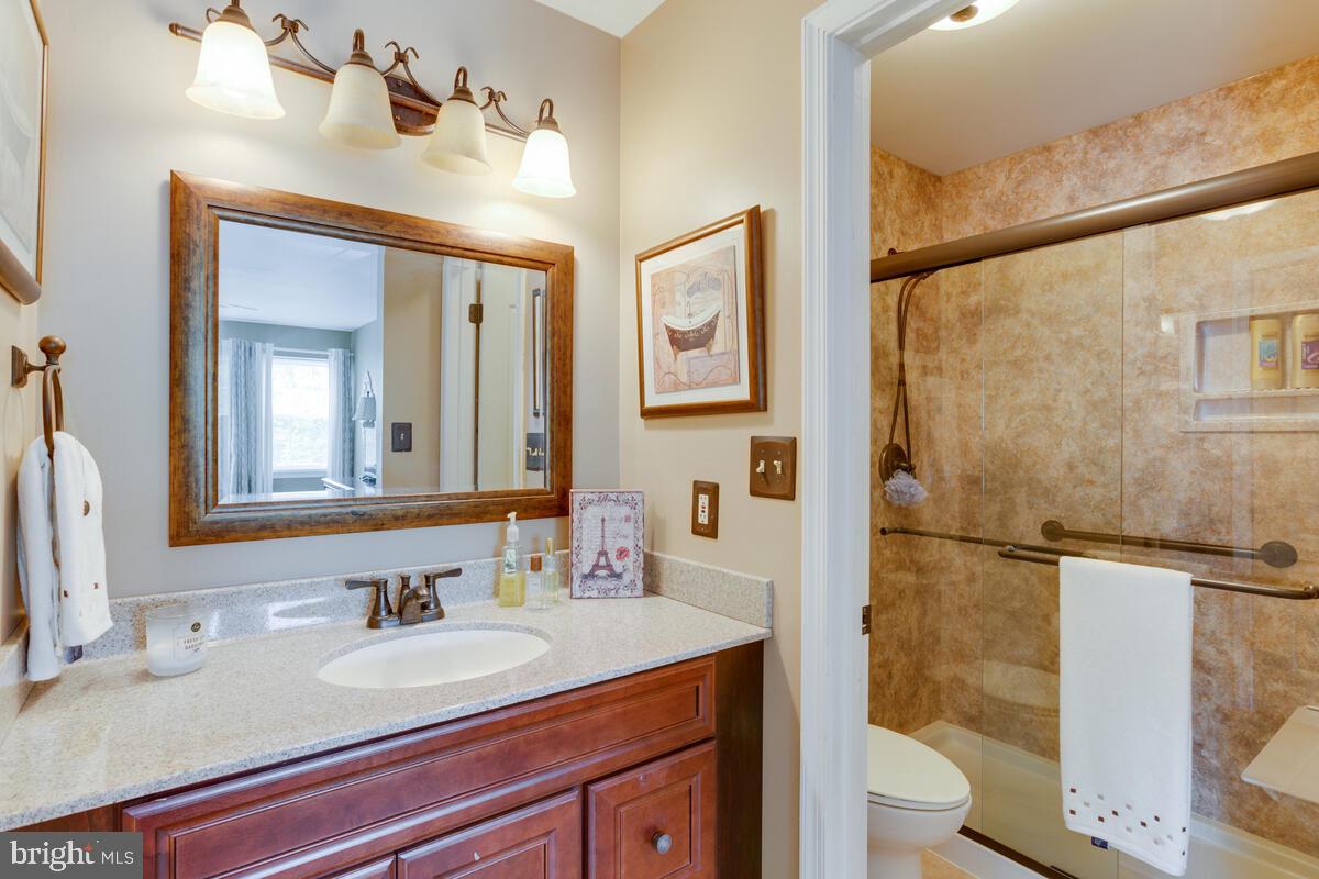 MONTGOMERY RUN - Residential