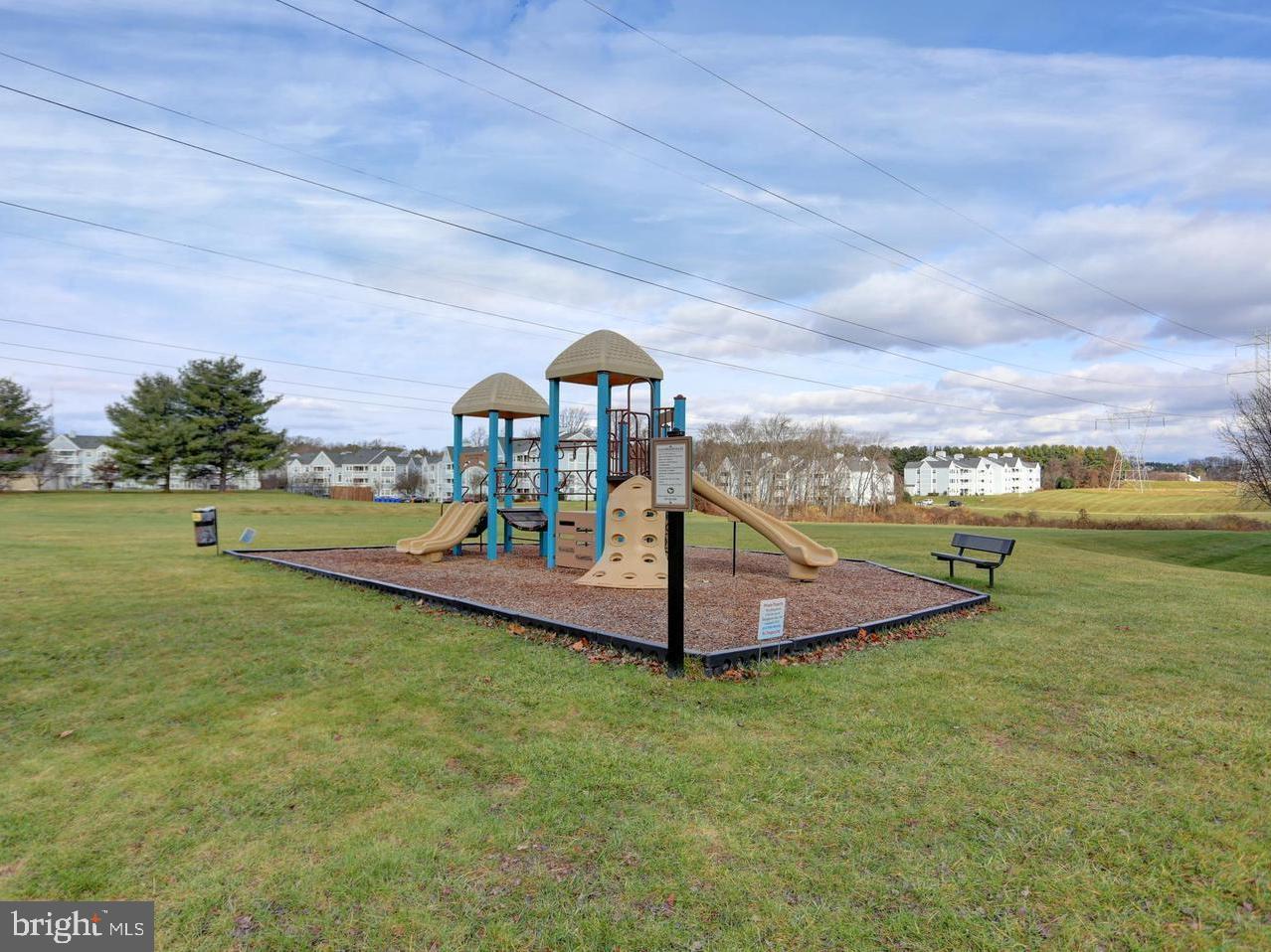 MONTGOMERY RUN - Residential