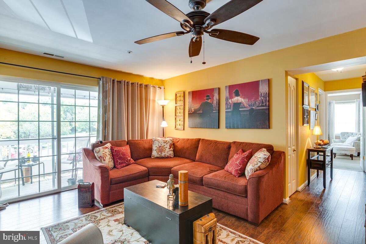 MONTGOMERY RUN - Residential