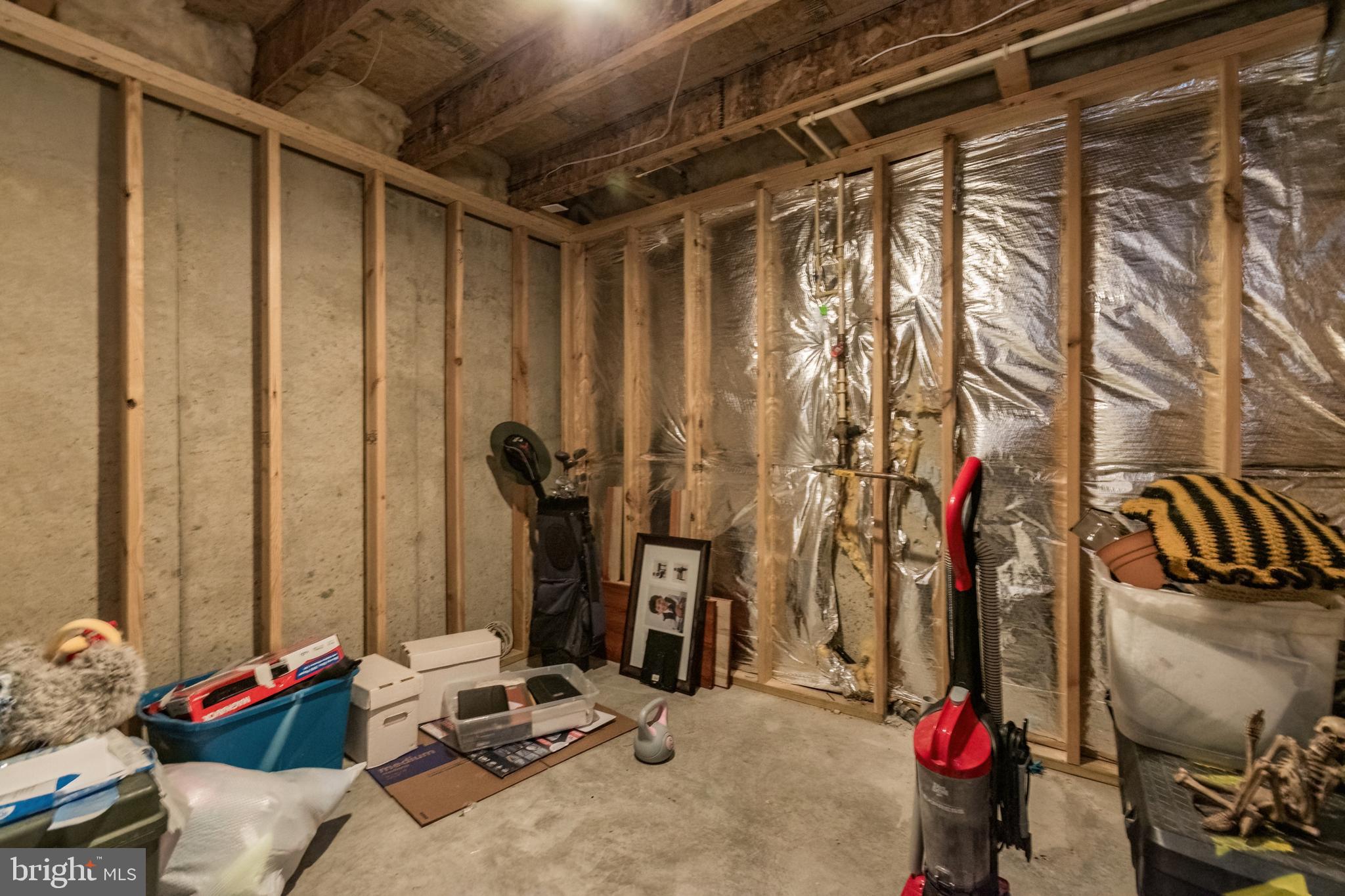 HAMMONDS MILL - Residential