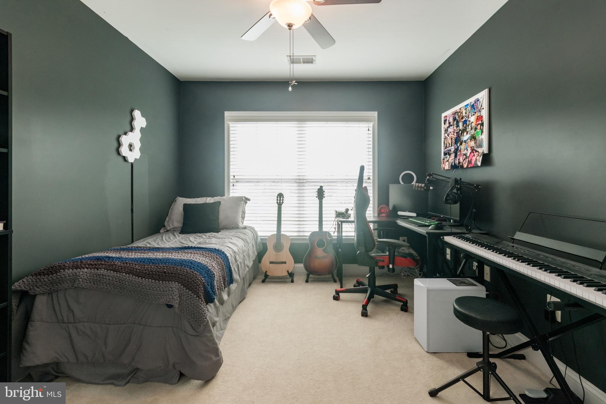 HAMMONDS MILL - Residential