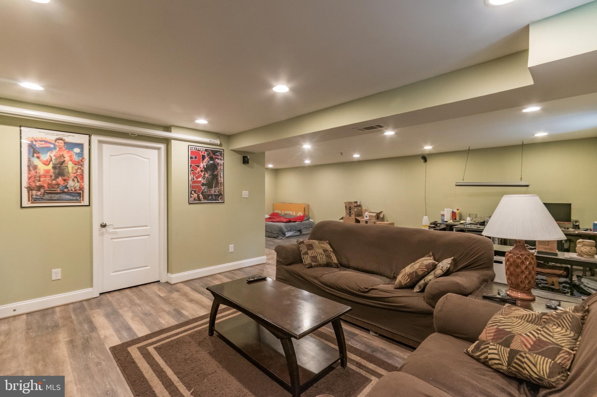 HAMMONDS MILL - Residential