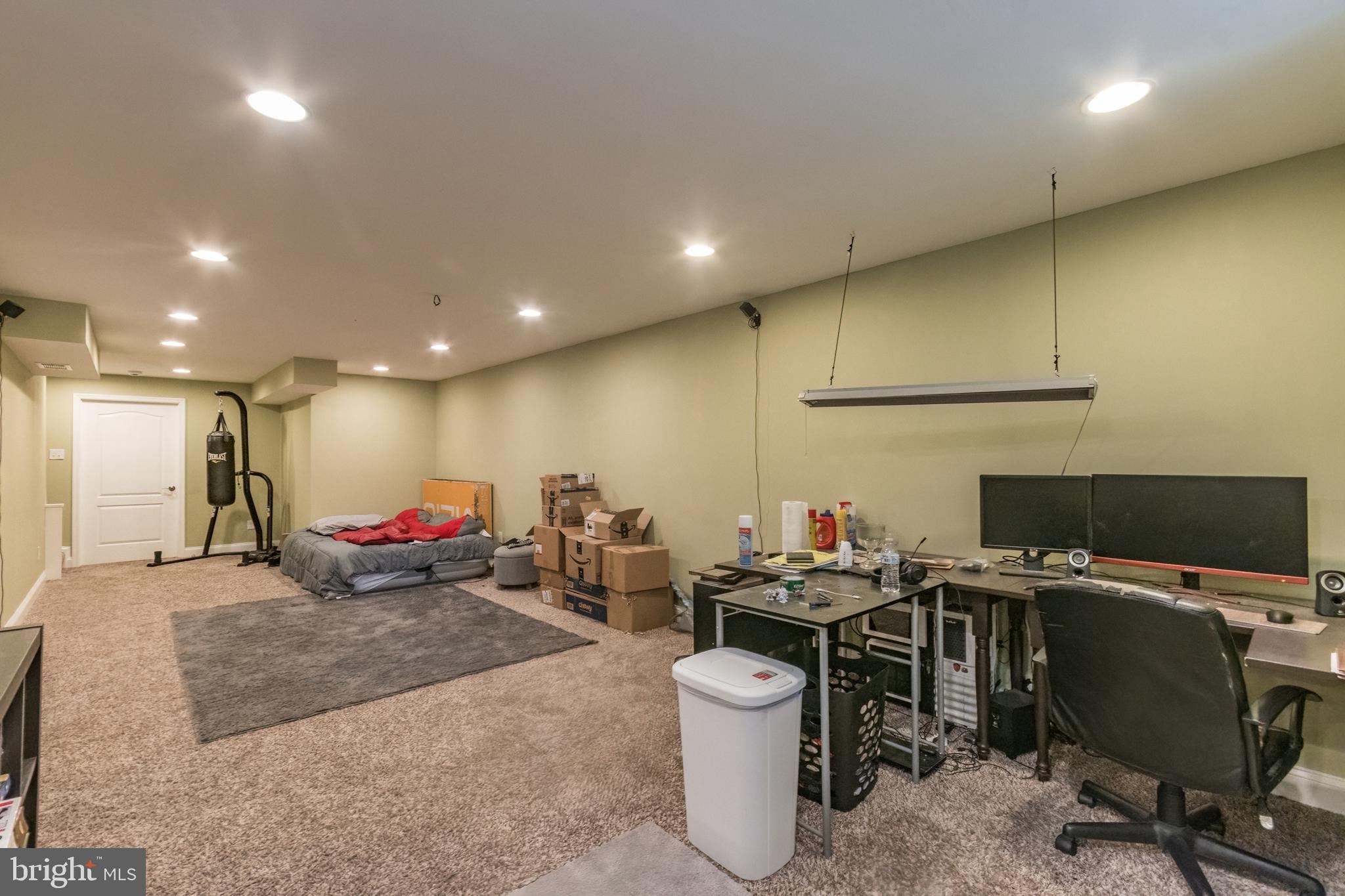 HAMMONDS MILL - Residential