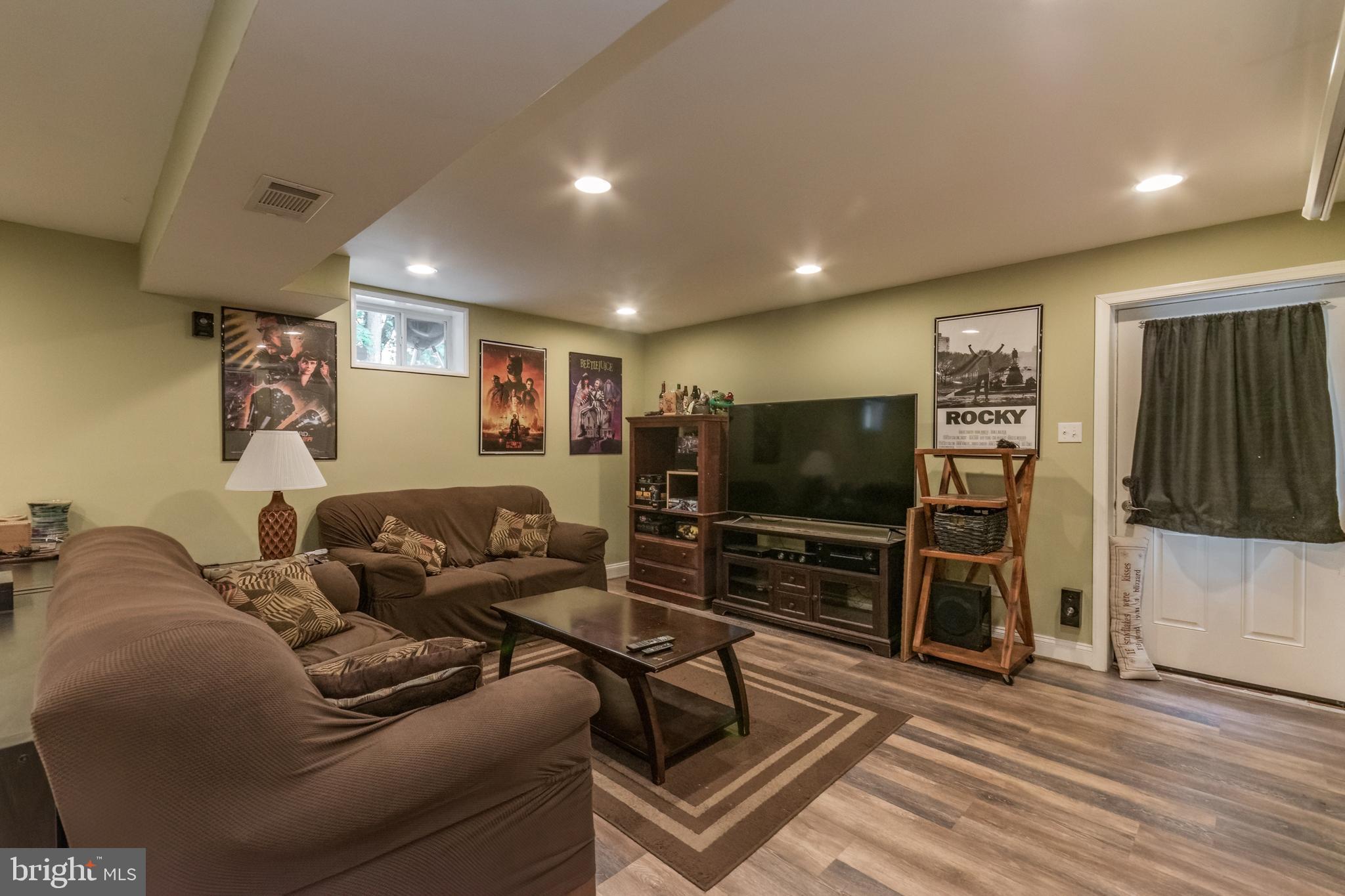 HAMMONDS MILL - Residential