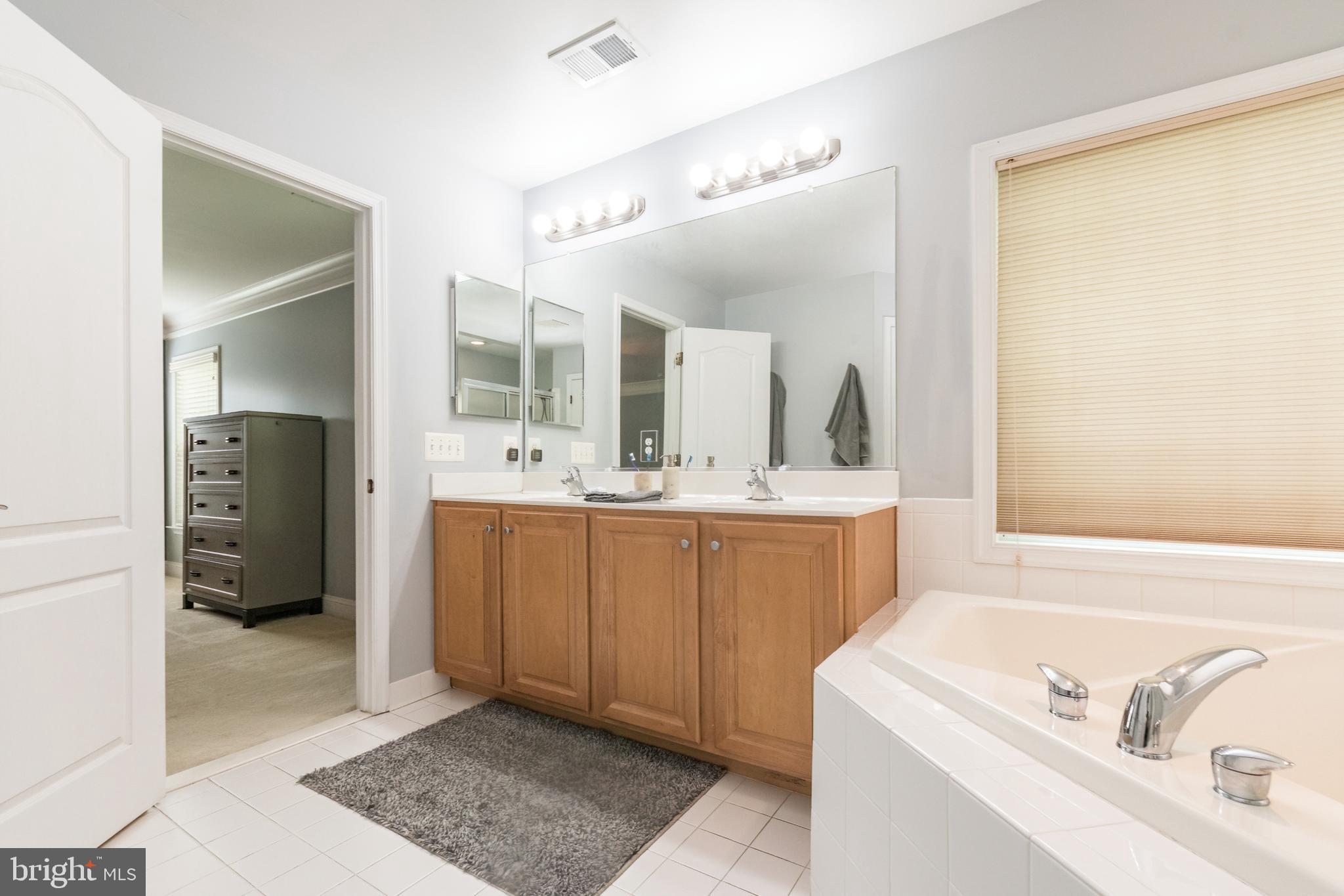 HAMMONDS MILL - Residential