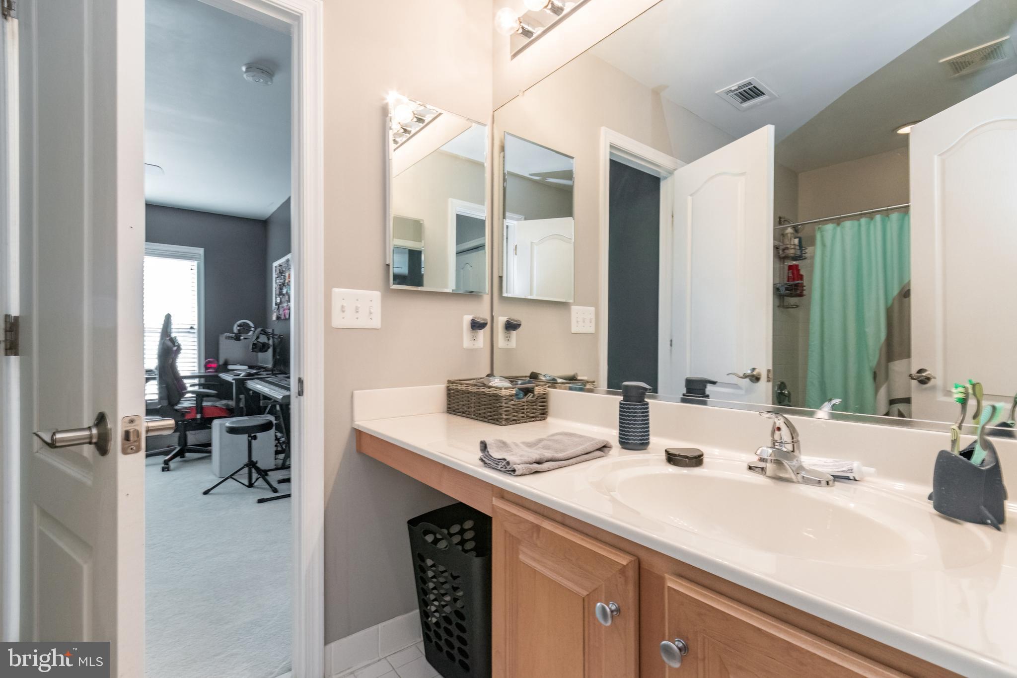 HAMMONDS MILL - Residential