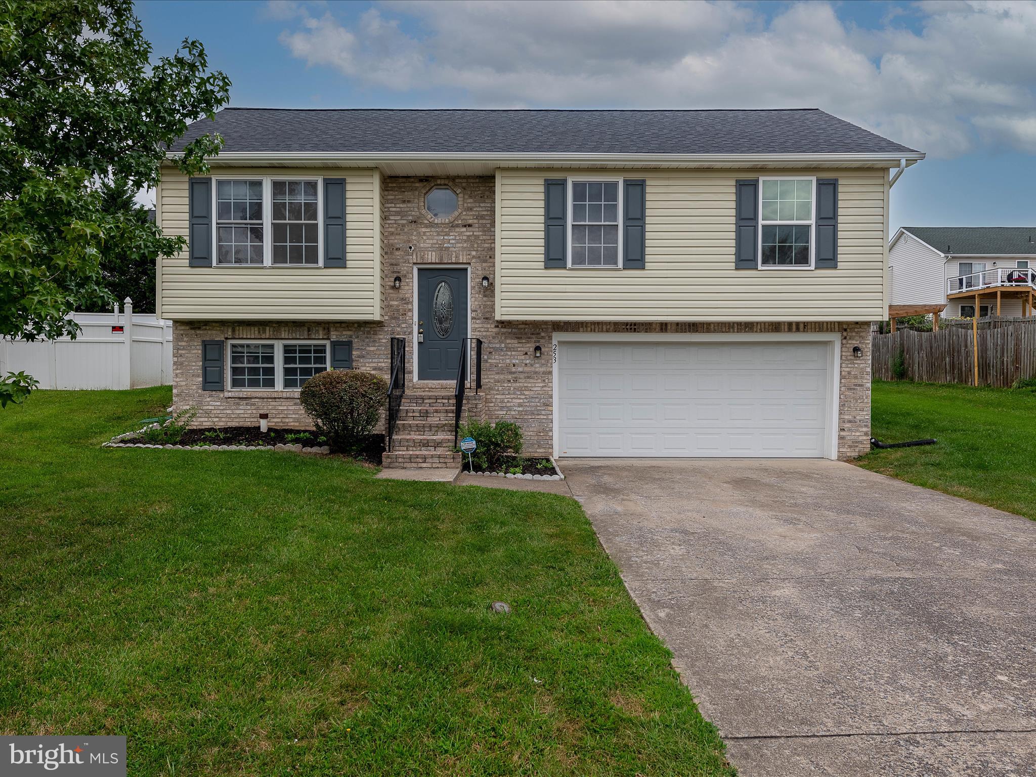 INWOOD MEADOWS - Residential