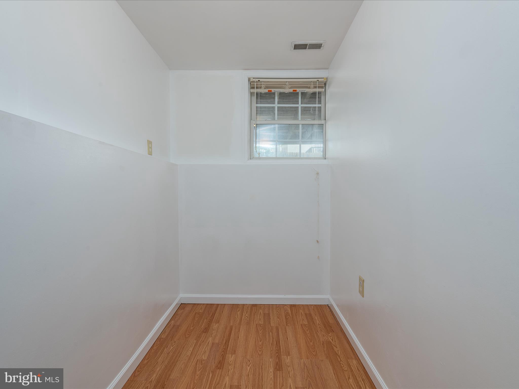 INWOOD MEADOWS - Residential