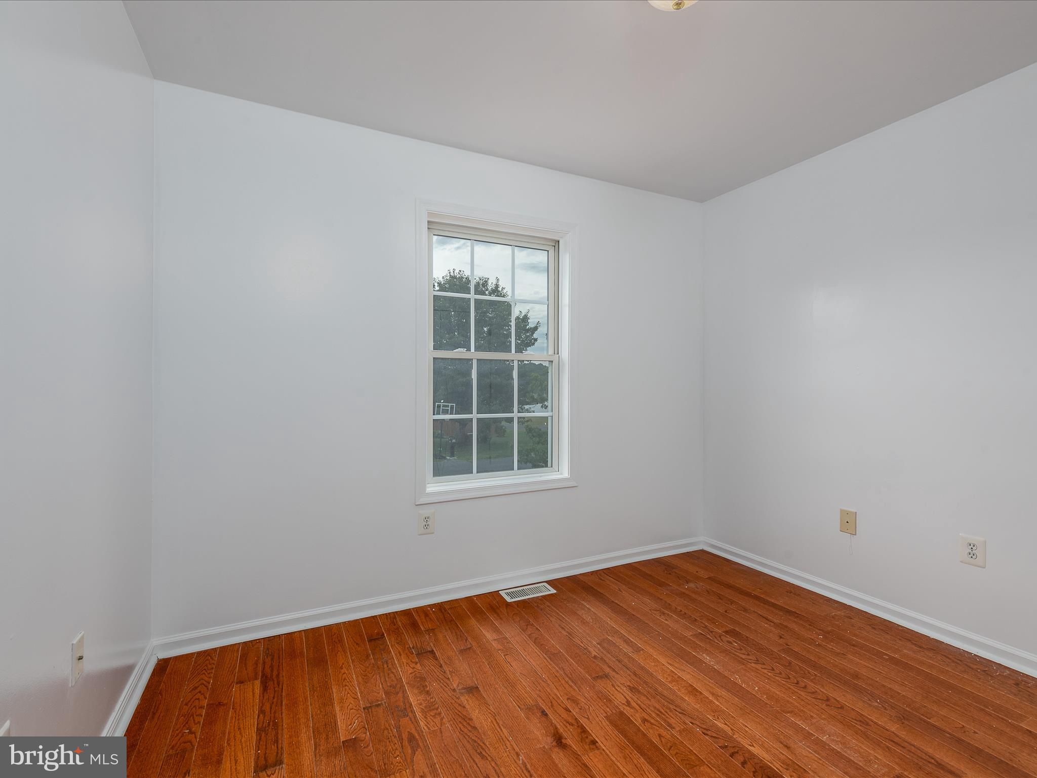 INWOOD MEADOWS - Residential