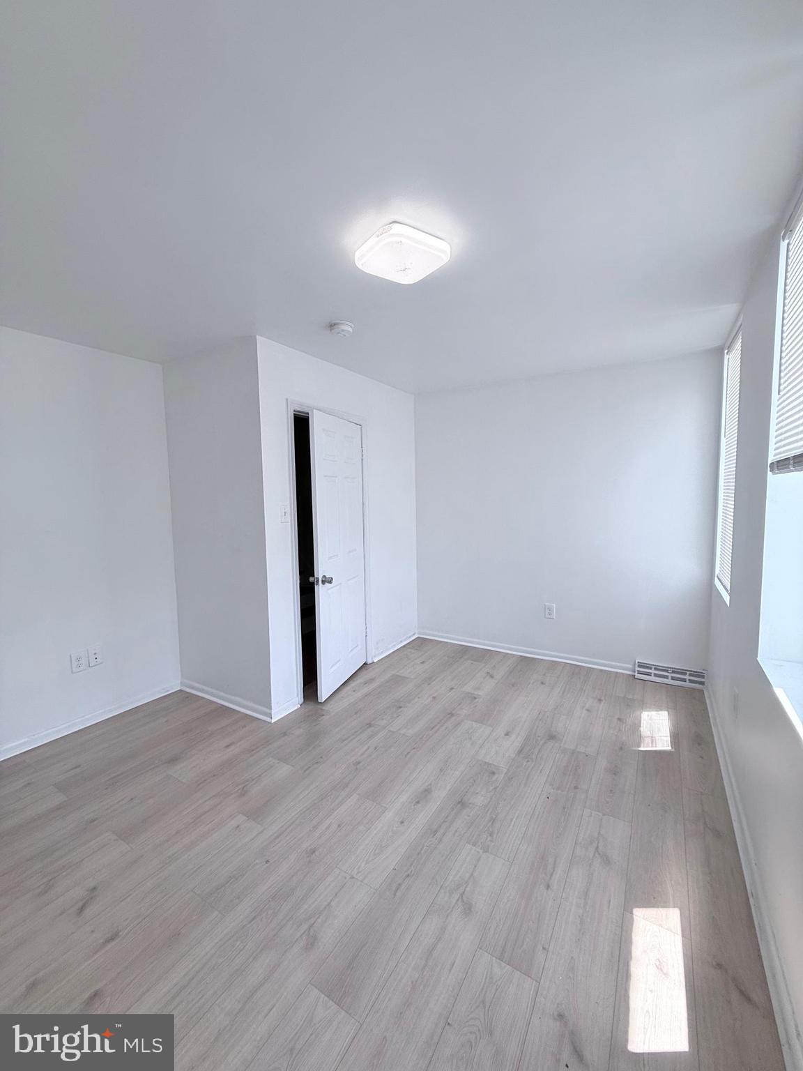 LEXINGTON - Residential Lease