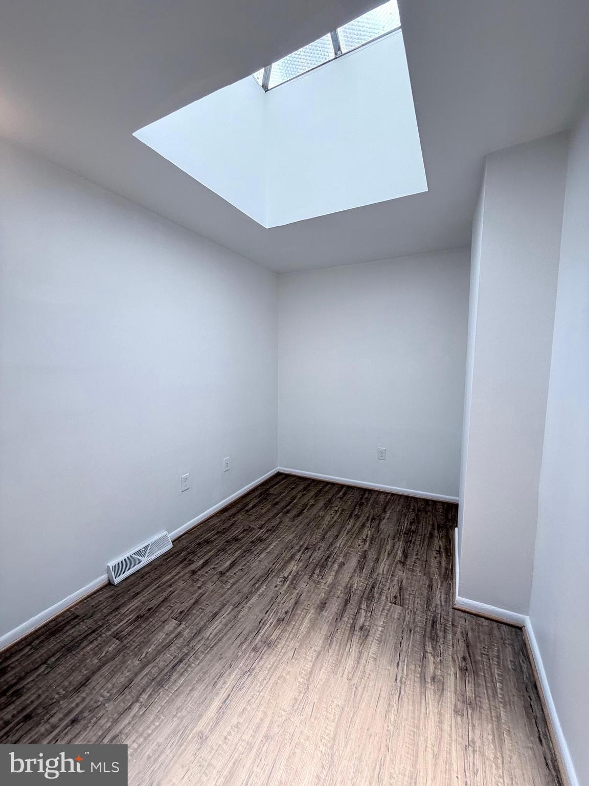 LEXINGTON - Residential Lease