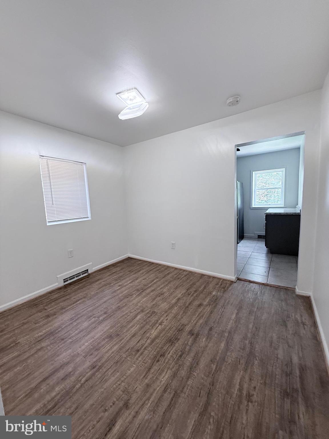 LEXINGTON - Residential Lease