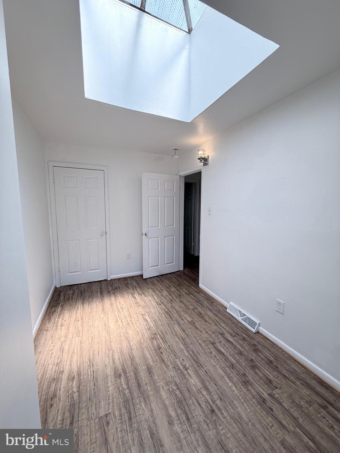 LEXINGTON - Residential Lease