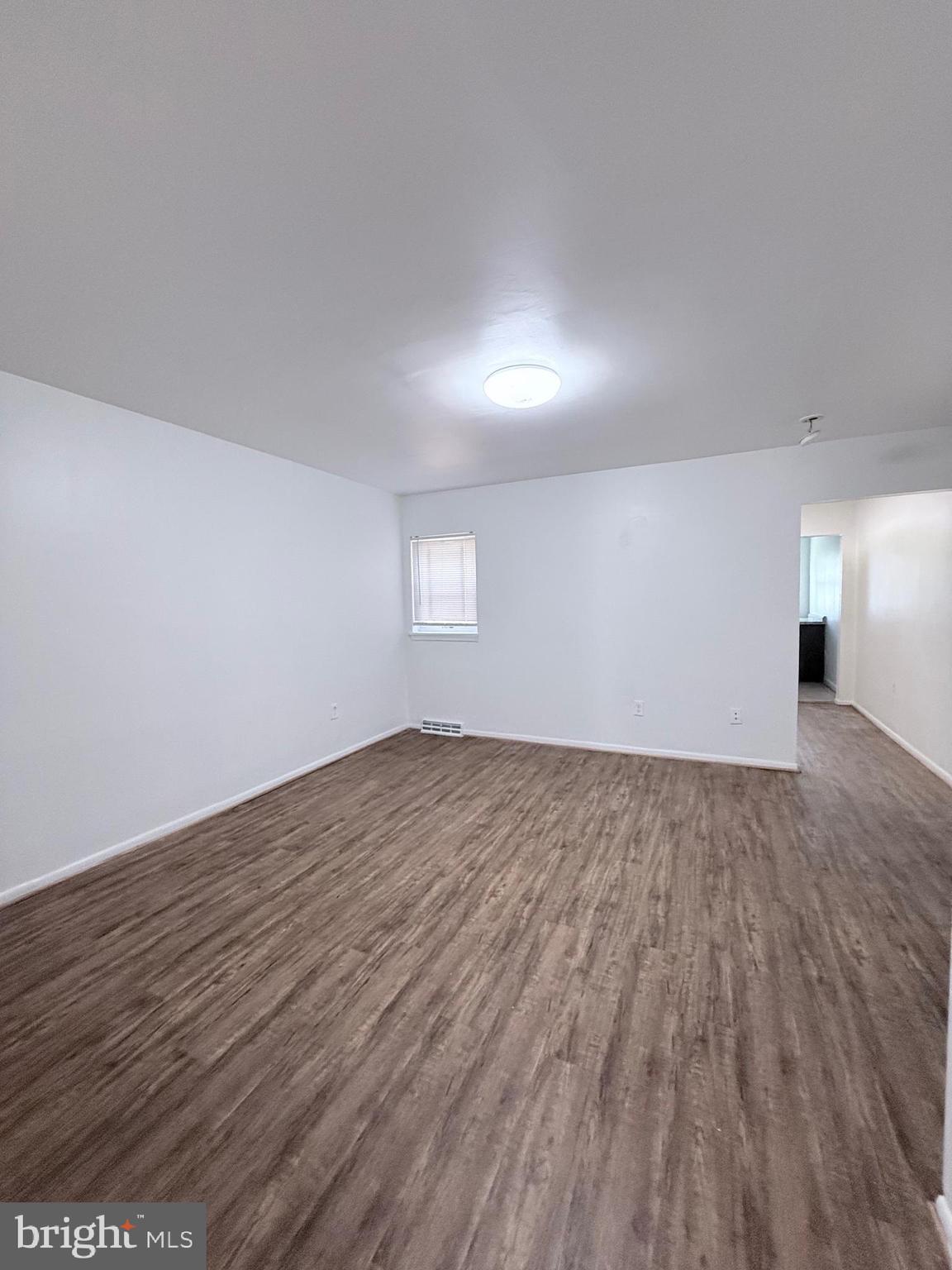 LEXINGTON - Residential Lease