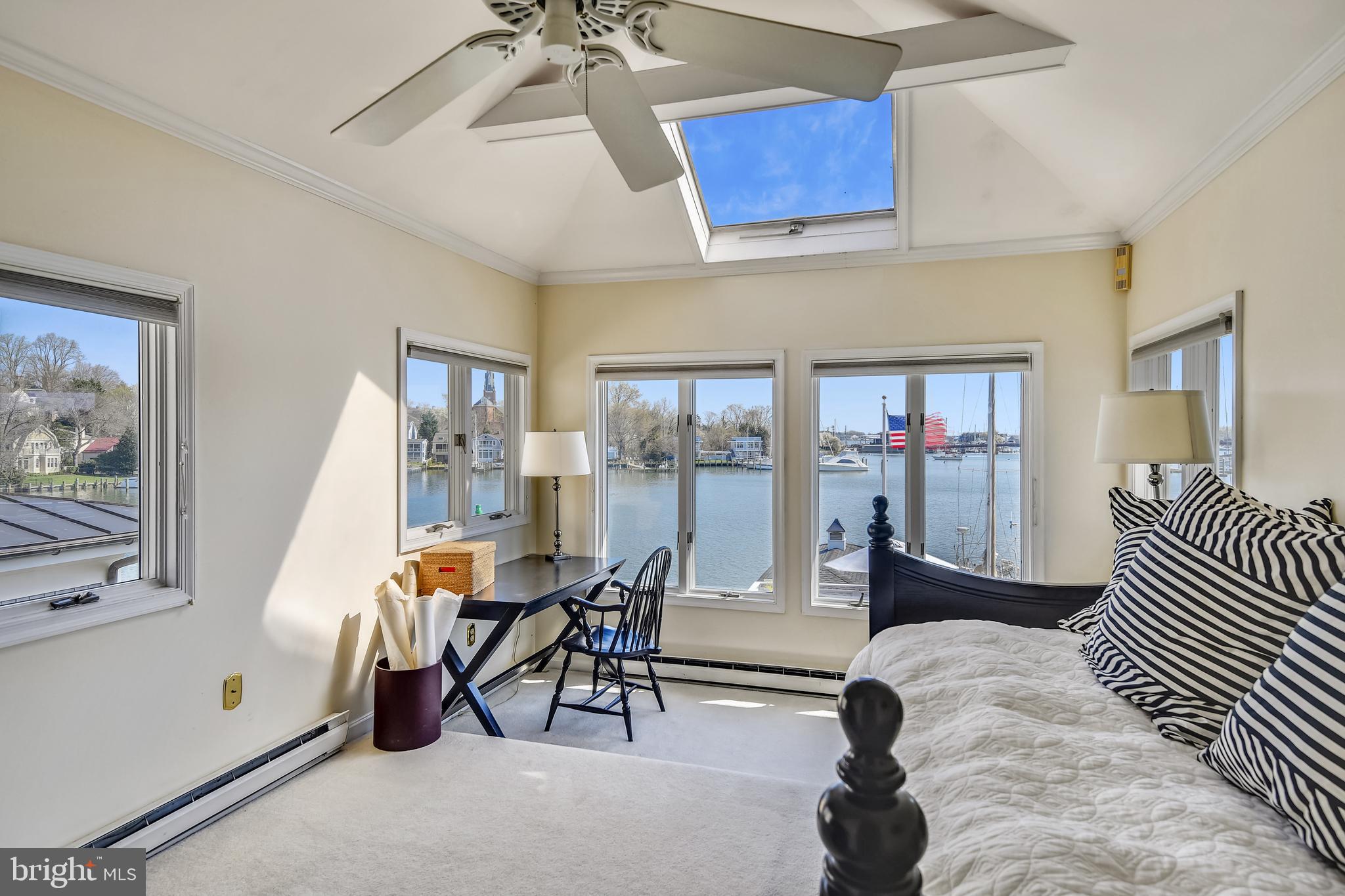 EASTPORT - Residential