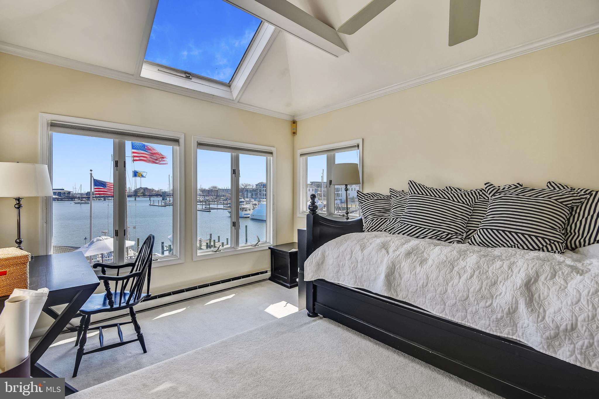 EASTPORT - Residential