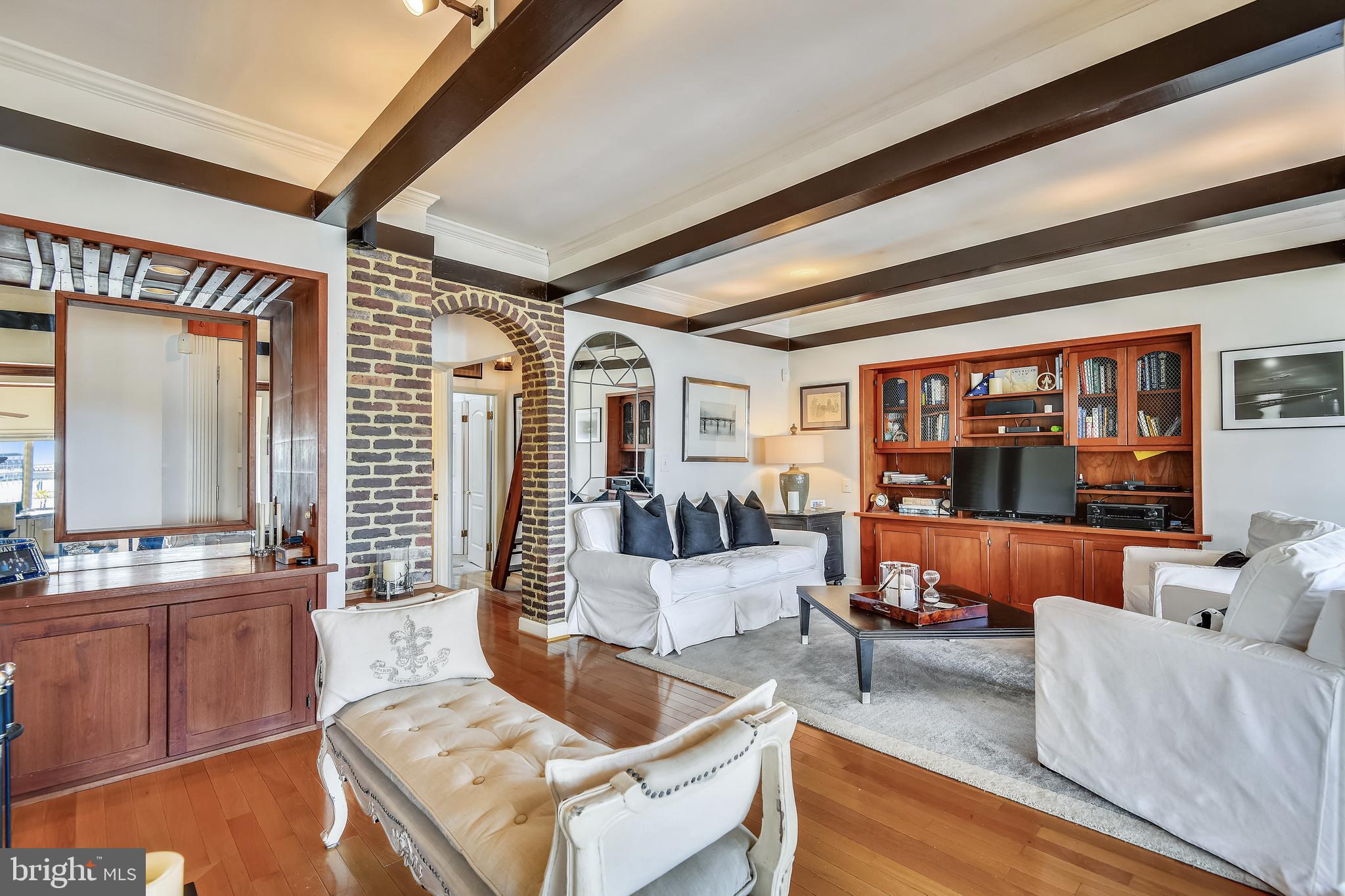 EASTPORT - Residential