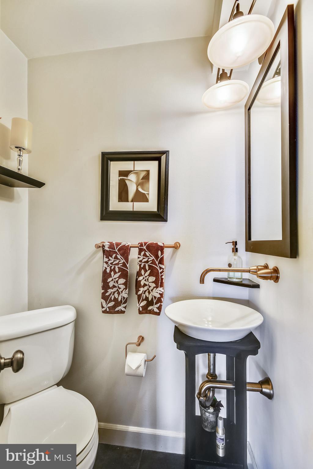 EASTPORT - Residential