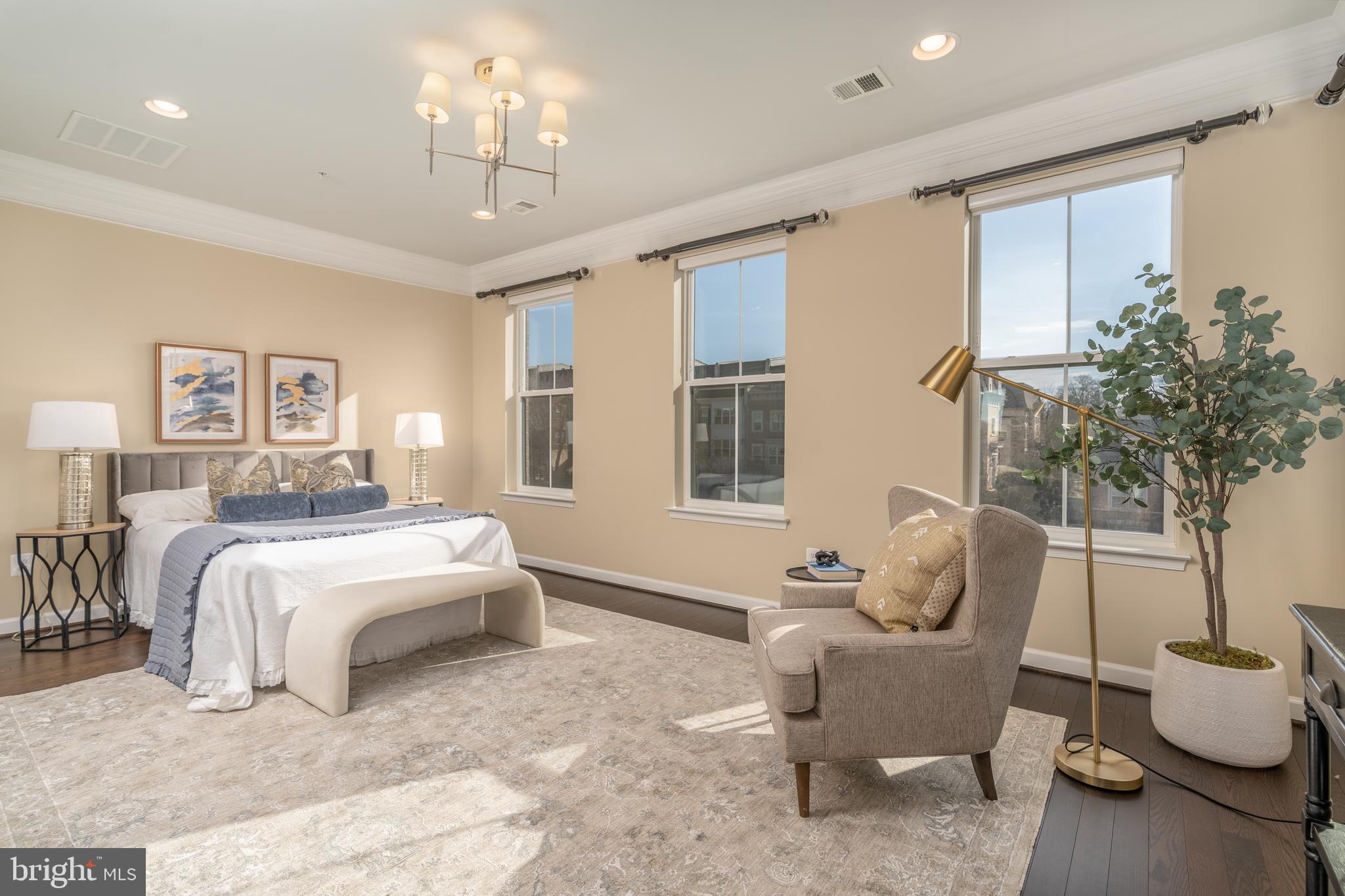 POTOMAC OVERLOOK AT NATIONAL HARBOR - Residential