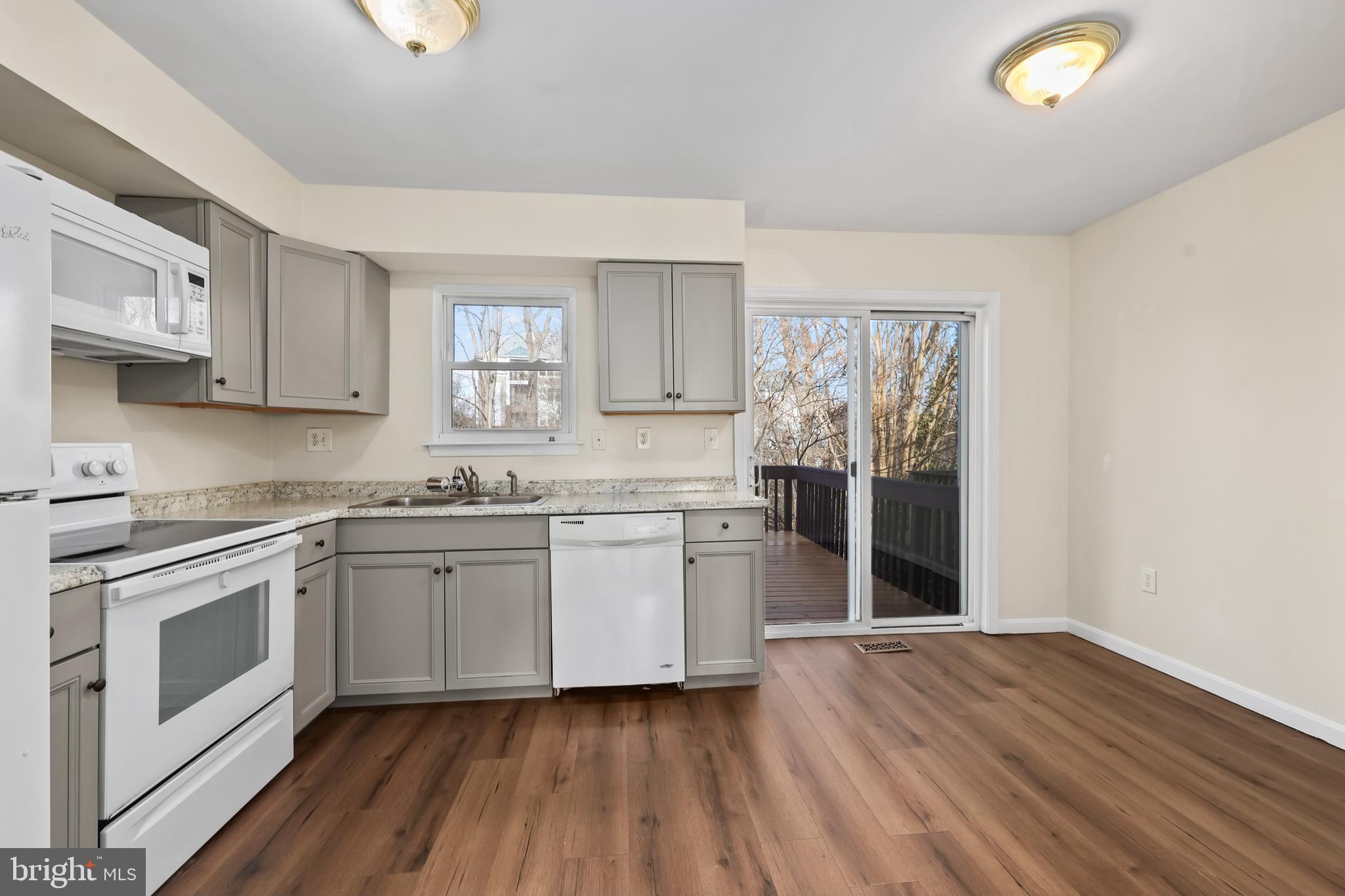 RIPPON LANDING - Residential