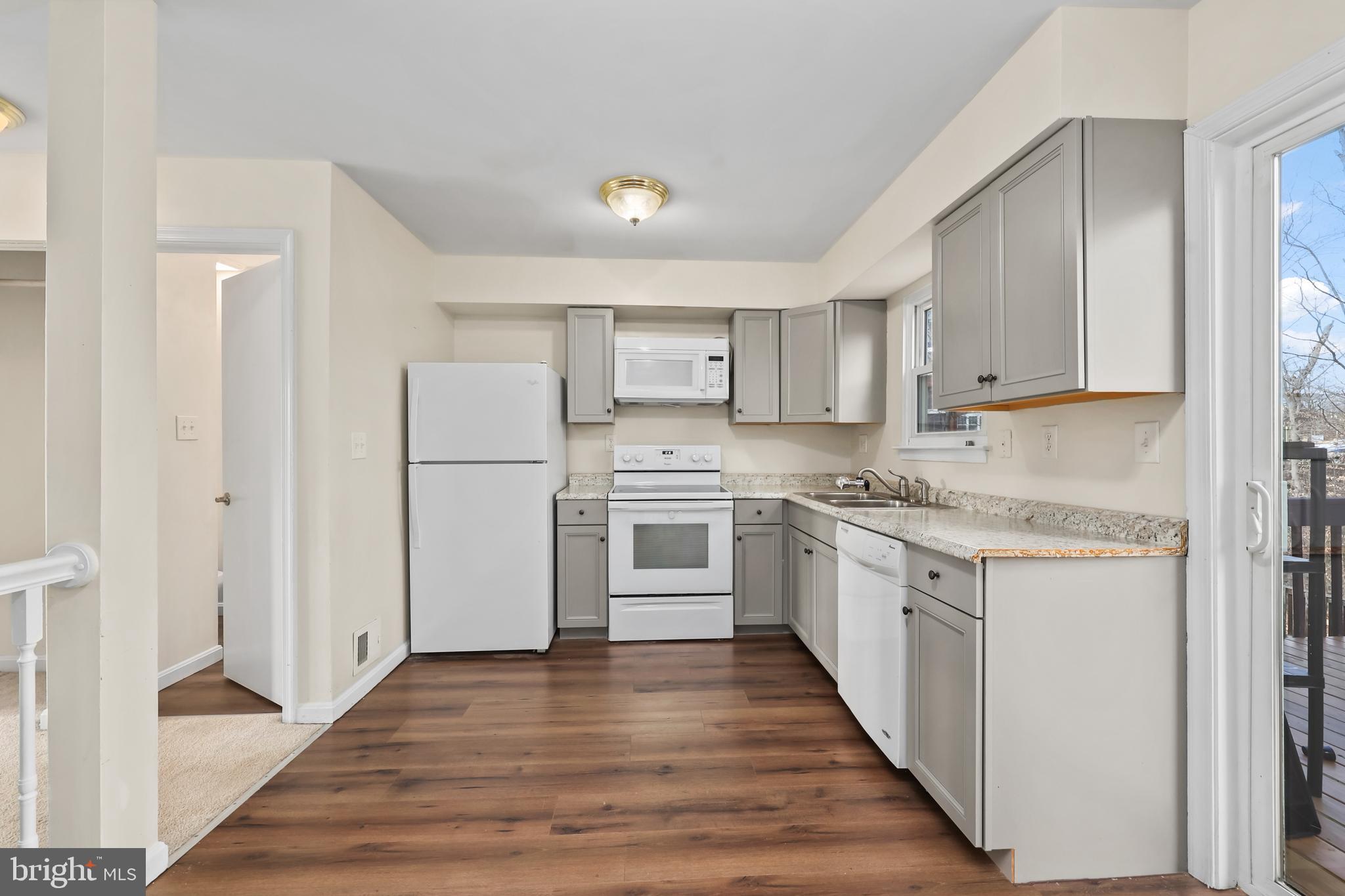 RIPPON LANDING - Residential