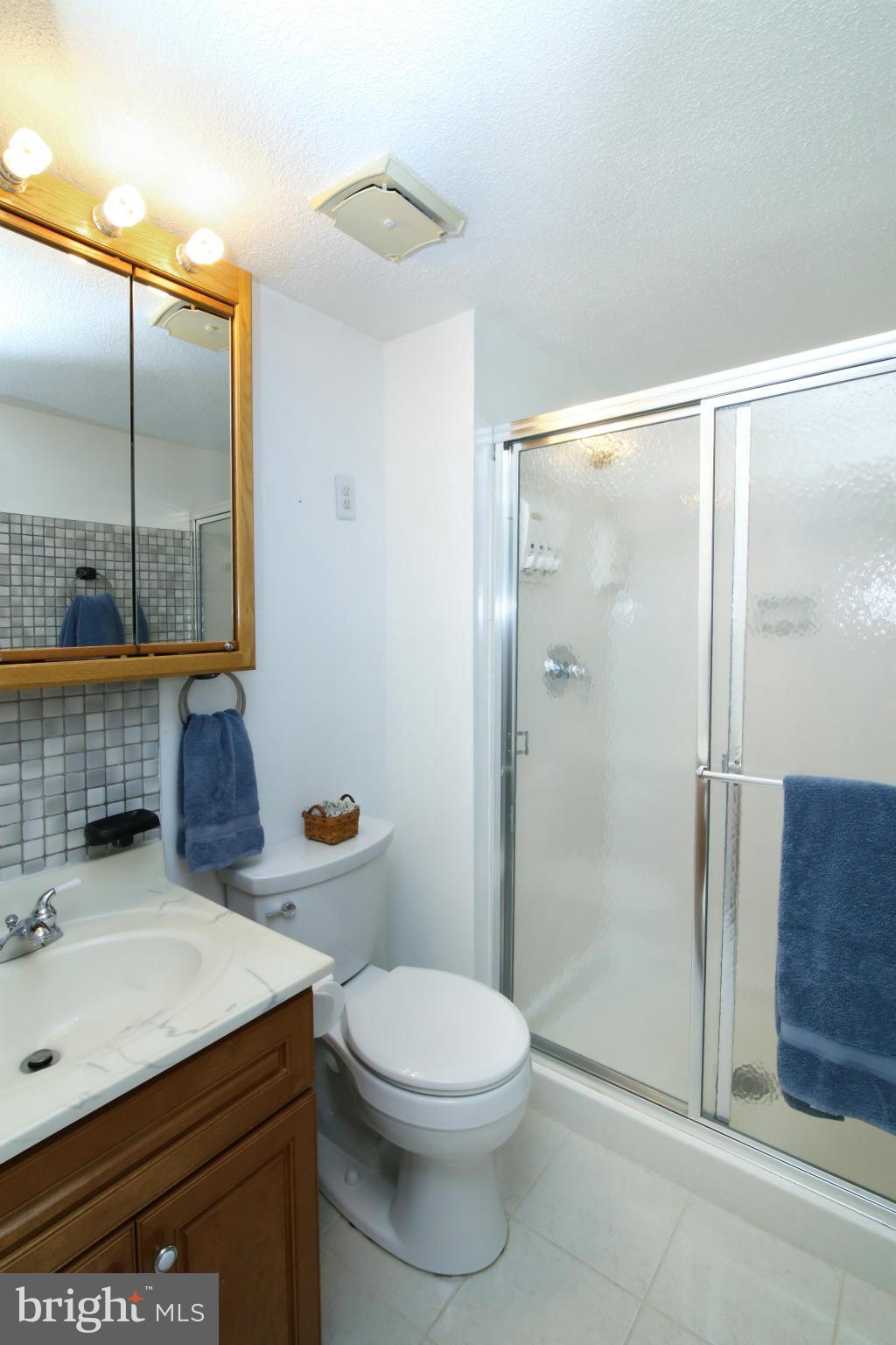 LAFAYETTE VILLAGE - Residential