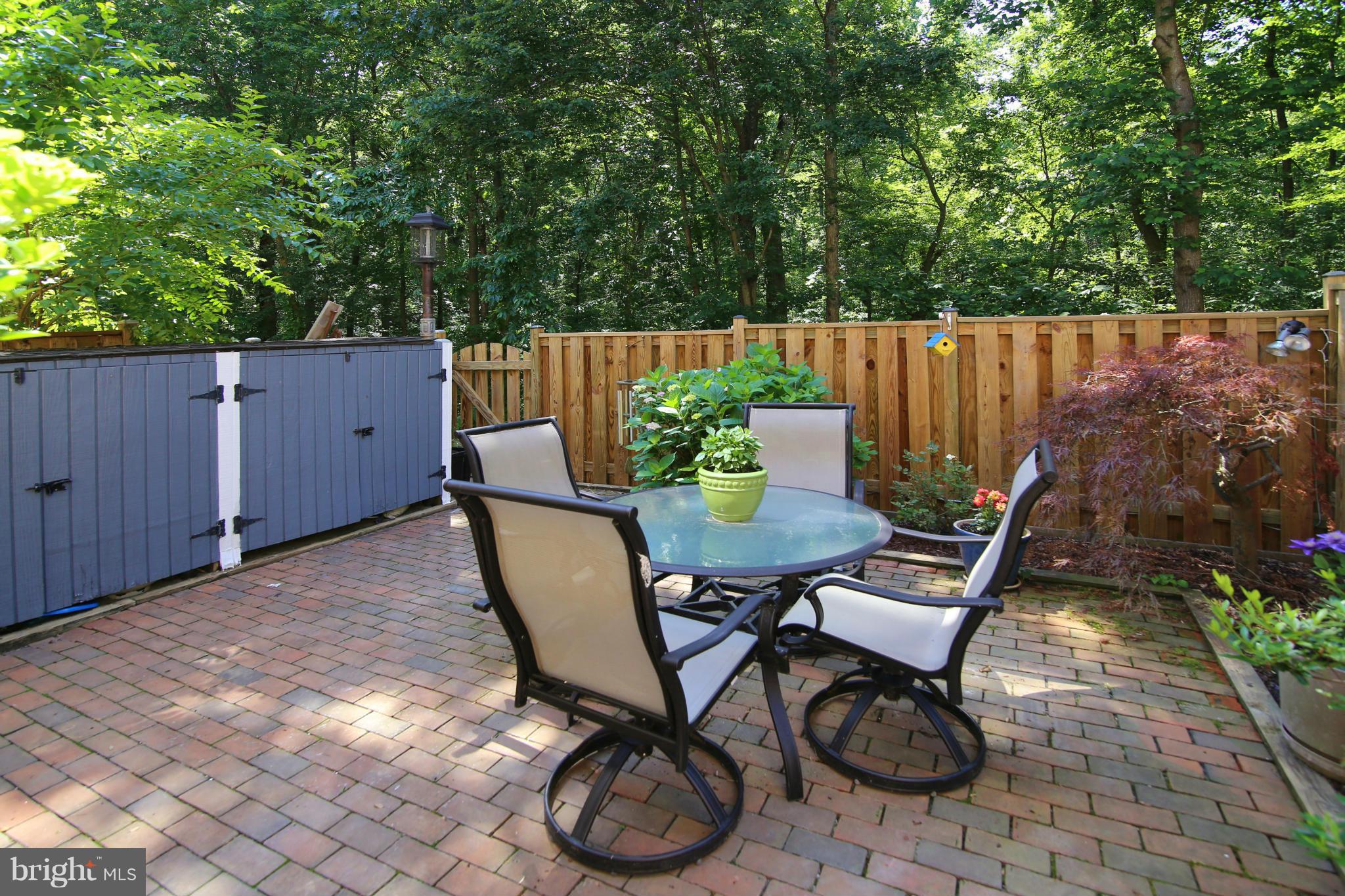 LAFAYETTE VILLAGE - Residential