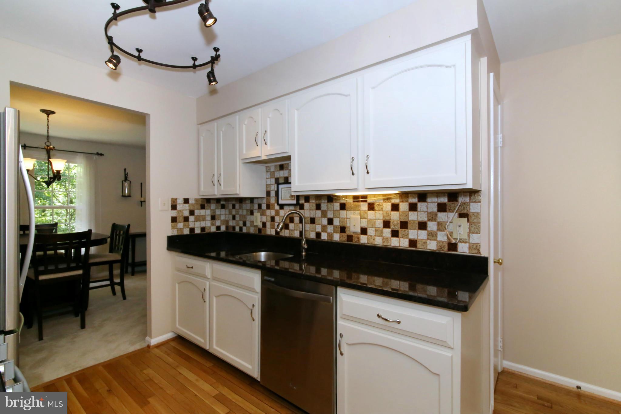 LAFAYETTE VILLAGE - Residential